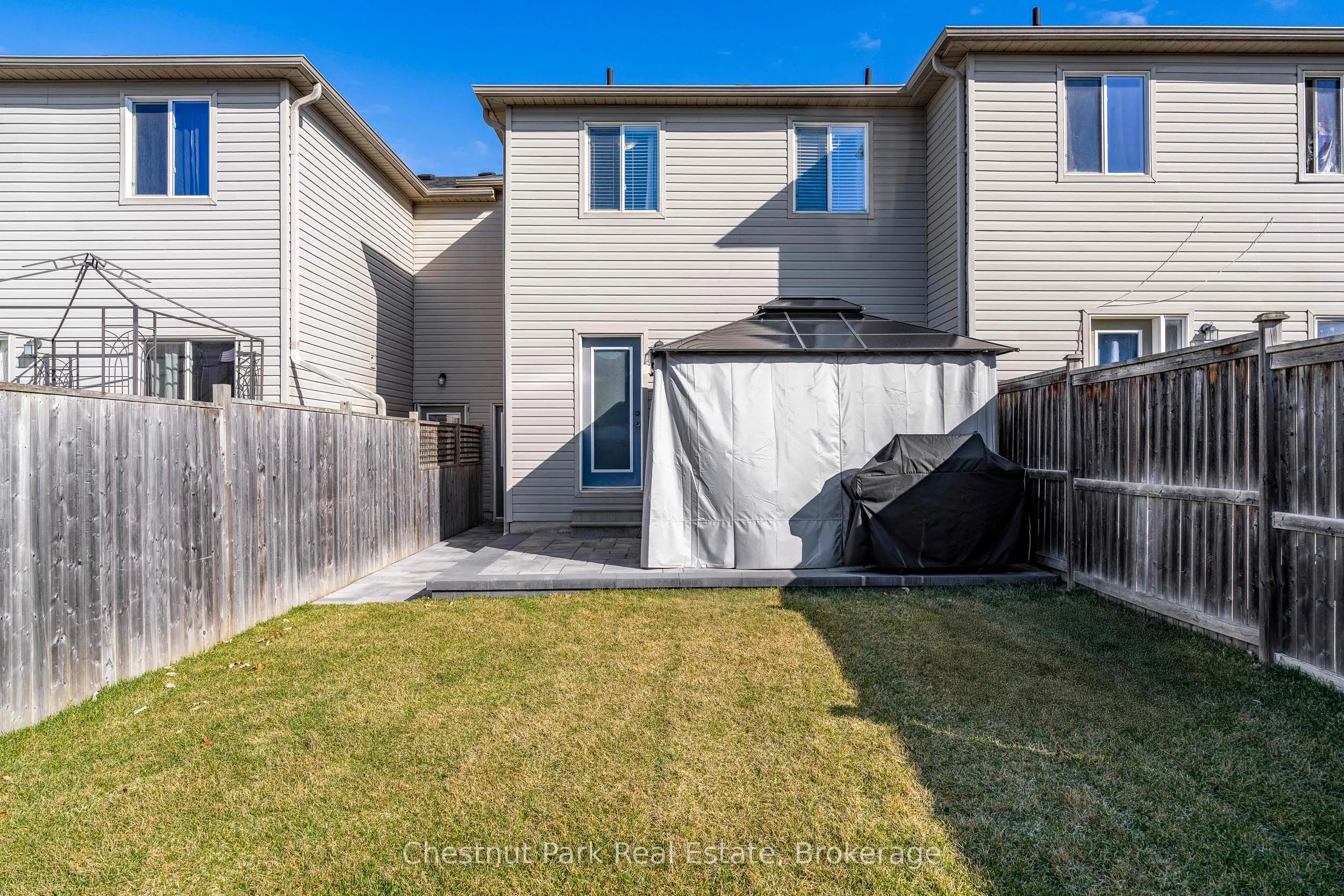 19 Admiral Crescent