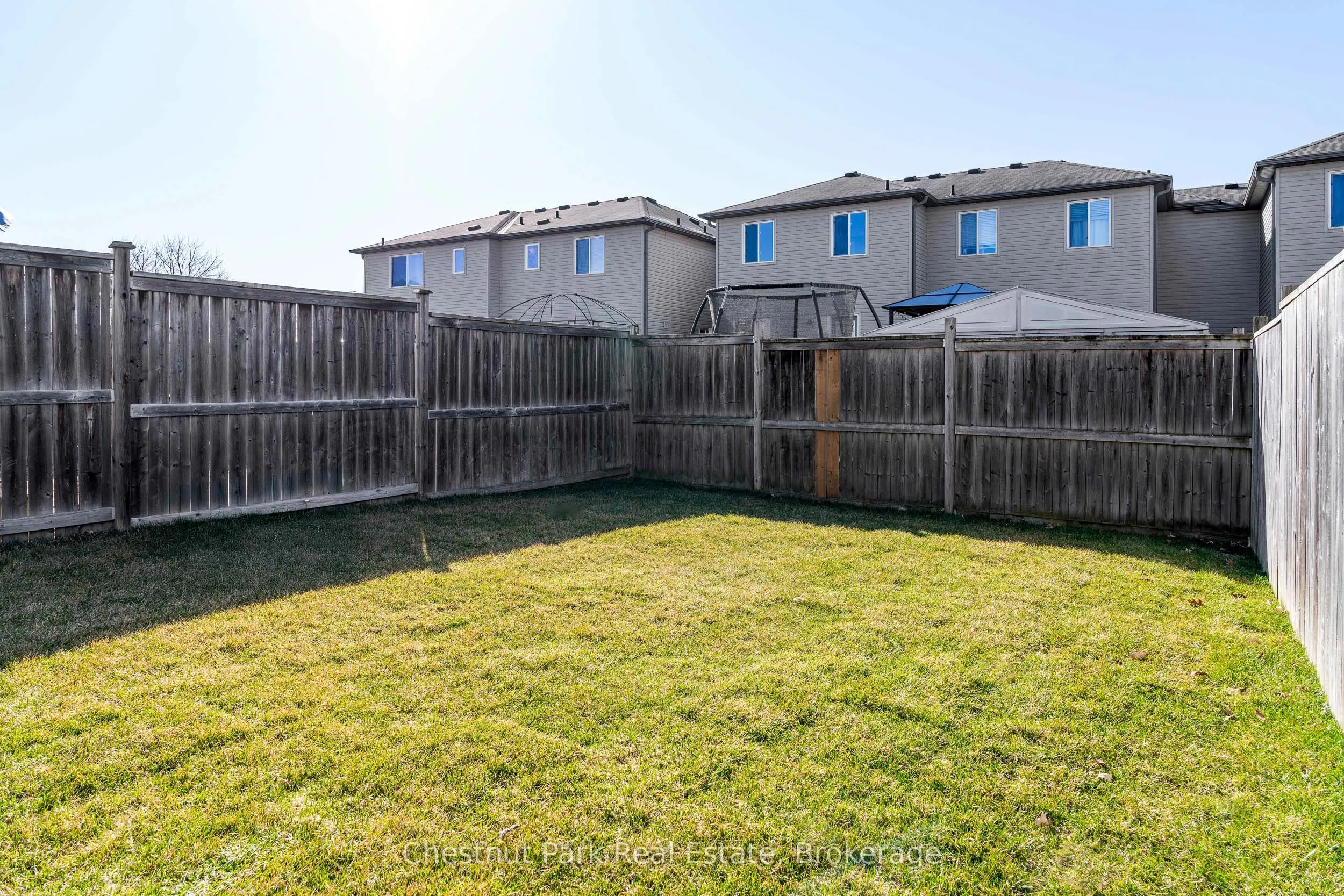 19 Admiral Crescent