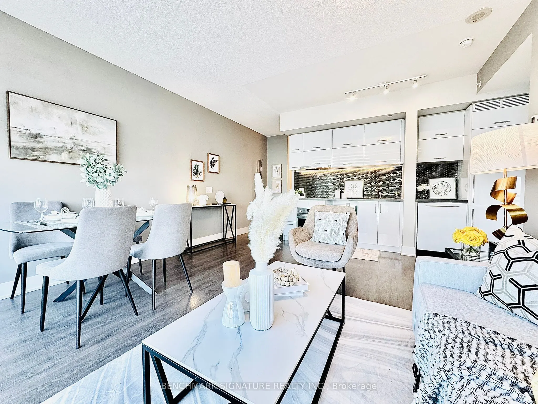 8081 Birchmount Road, #1001J
