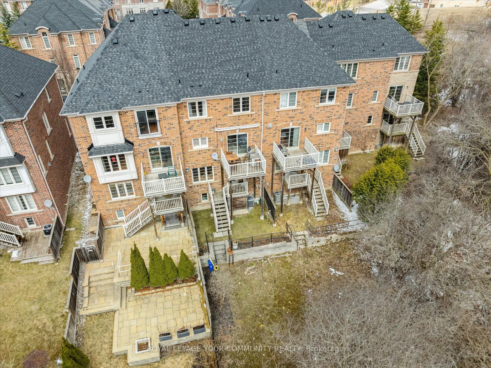 118 Chapman Court