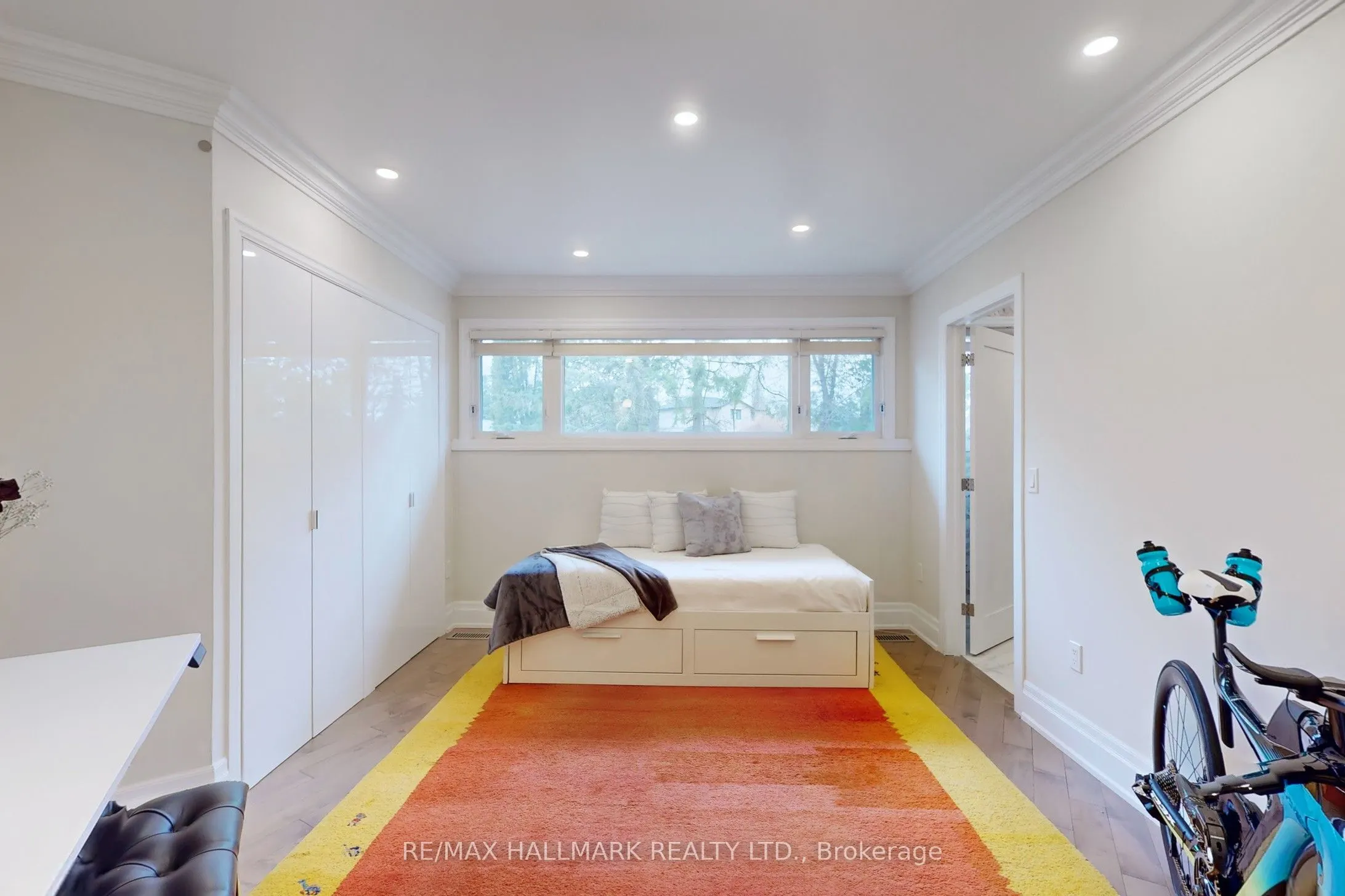 115 Lynwood Crescent