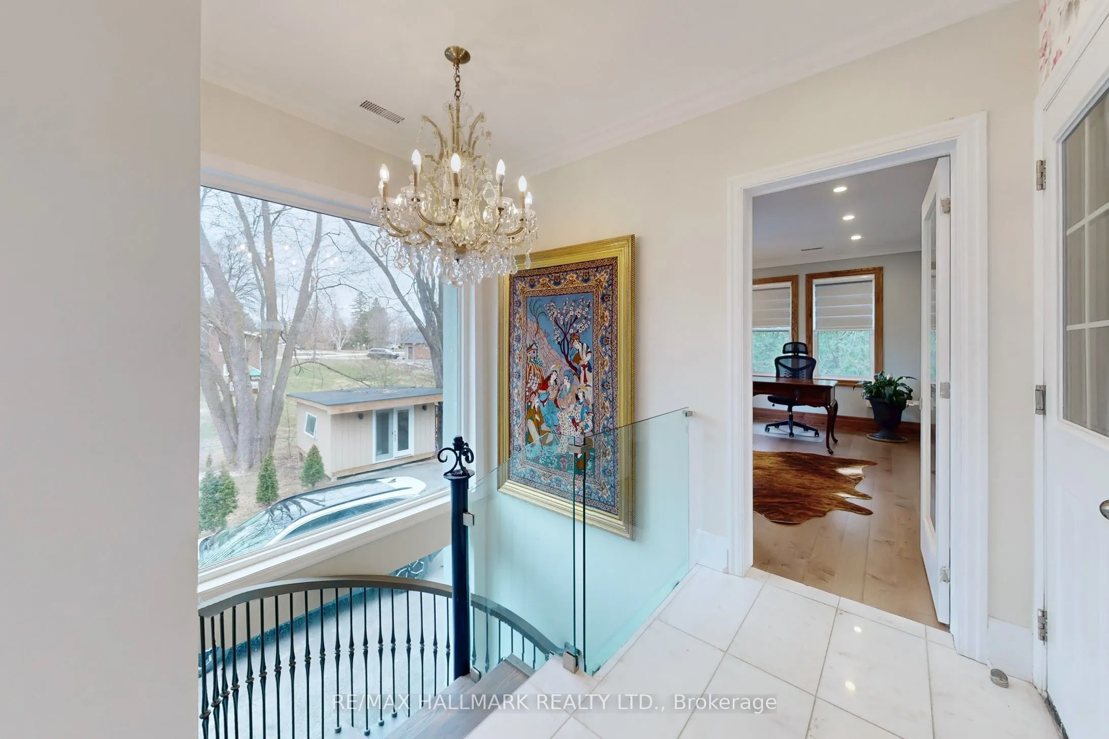 115 Lynwood Crescent