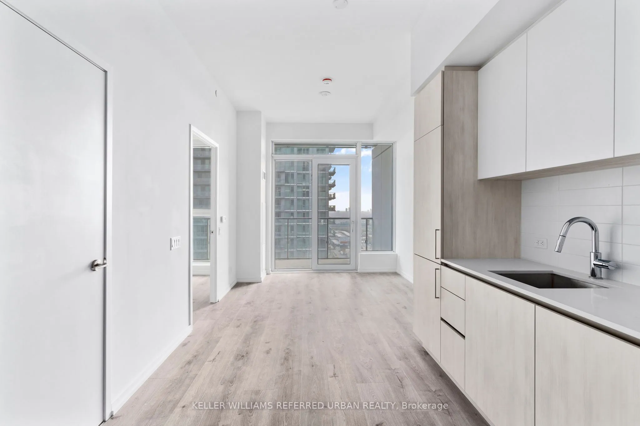 7890 Jane Street #4510