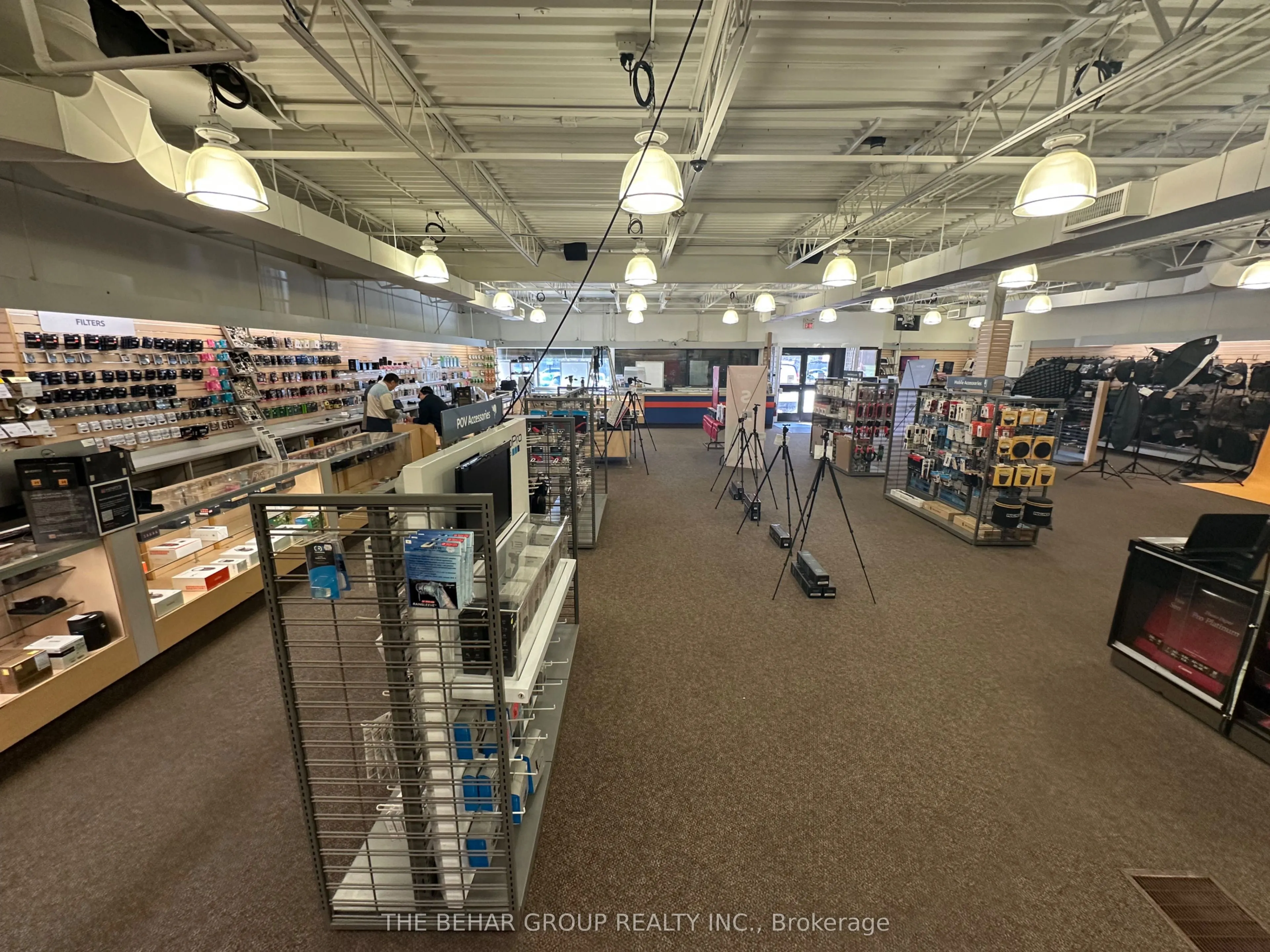 330 Steeles Avenue W, #B7