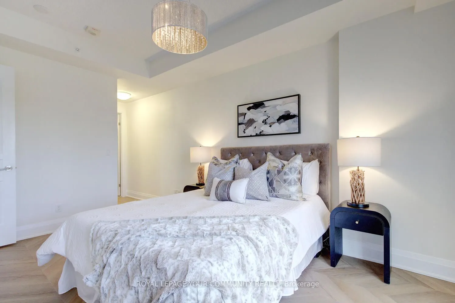 8302 Islington Avenue #202