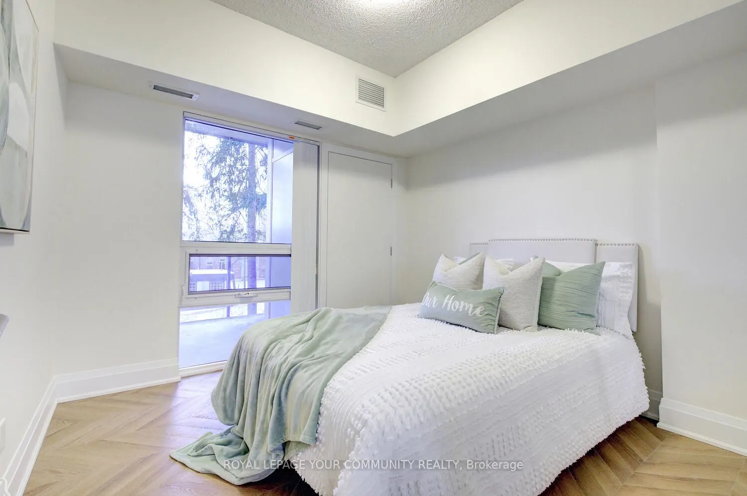 8302 Islington Avenue #202