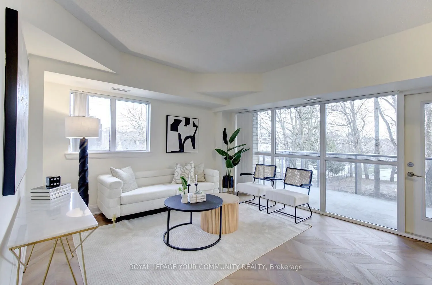 8302 Islington Avenue #202