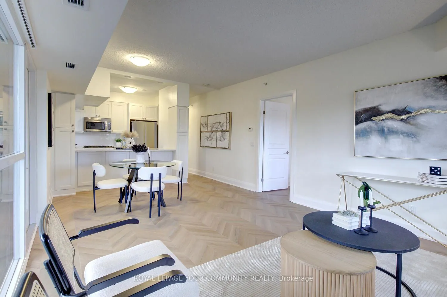 8302 Islington Avenue #202