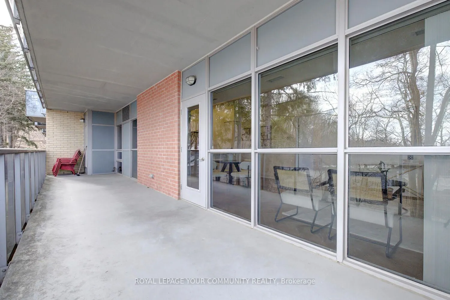 8302 Islington Avenue #202