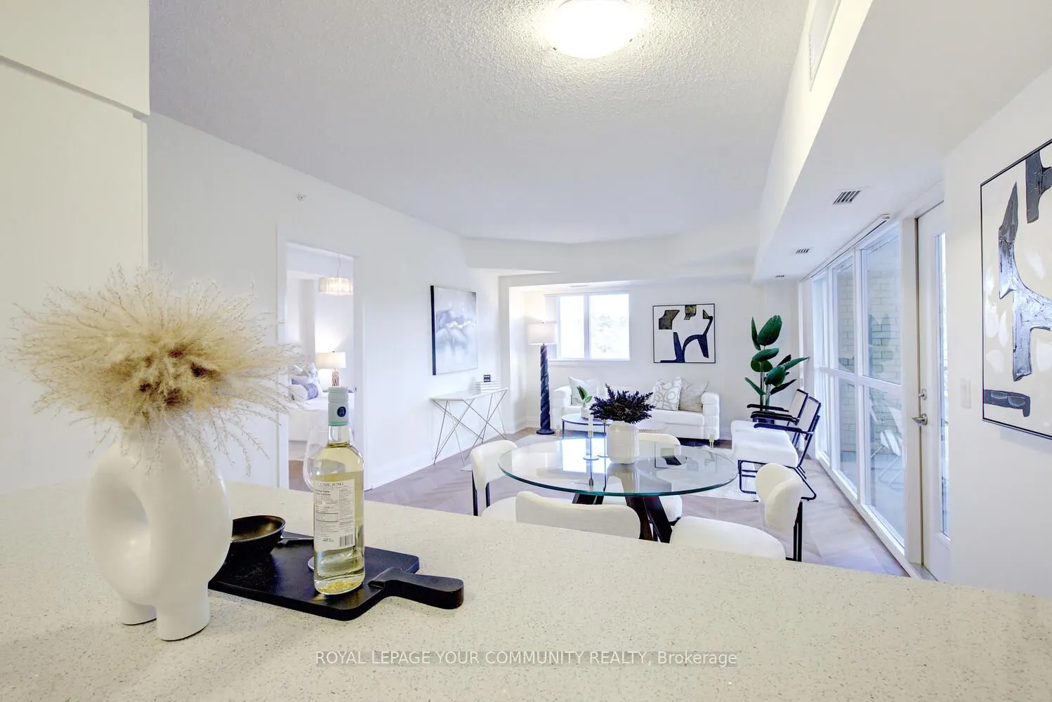 8302 Islington Avenue #202