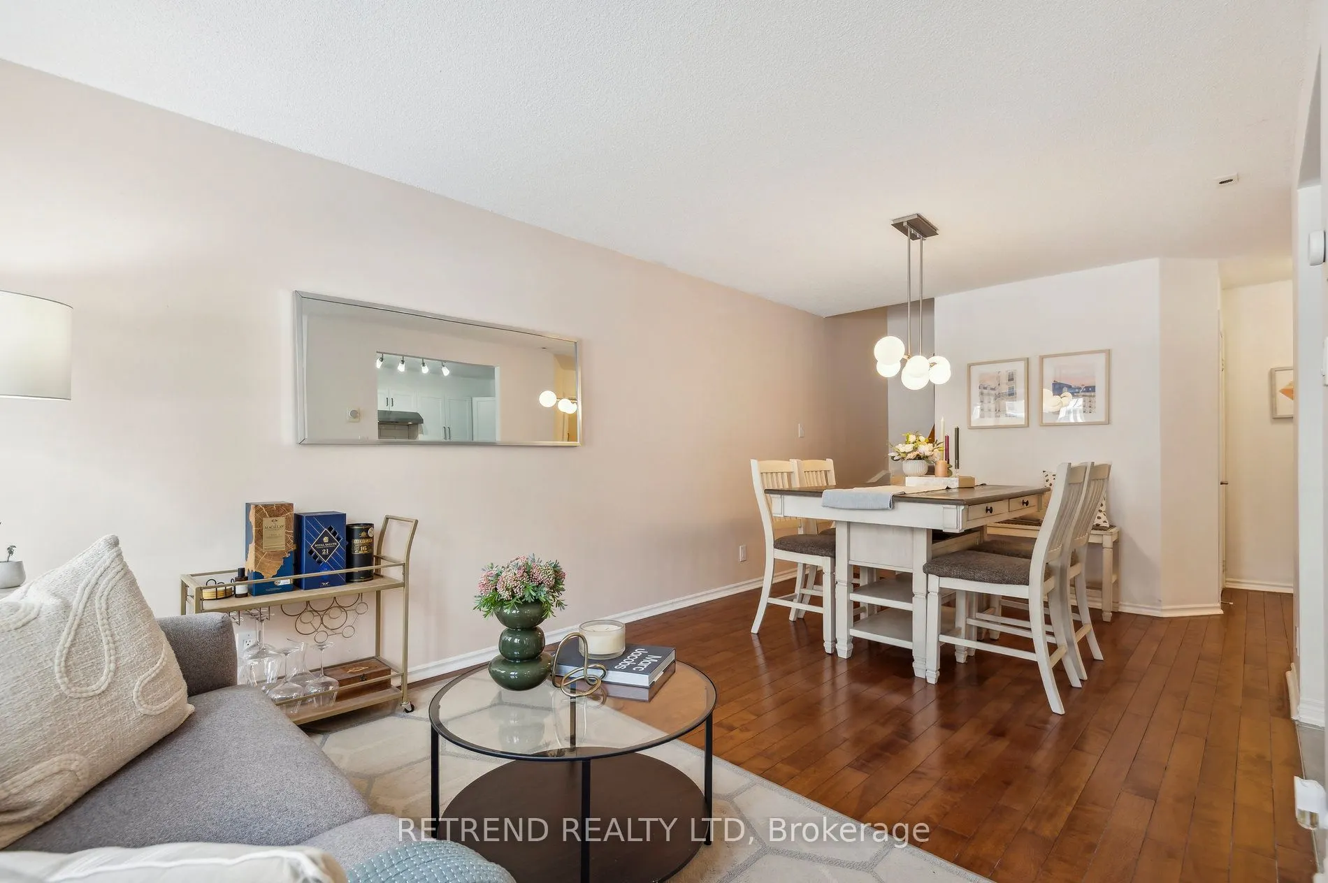 151 Townsgate Drive, #95