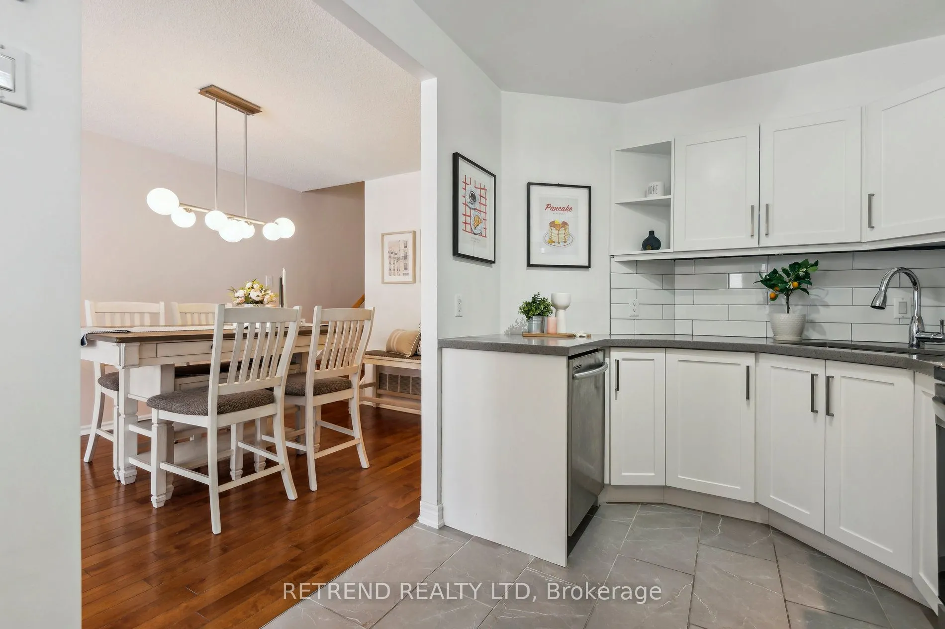 151 Townsgate Drive, #95
