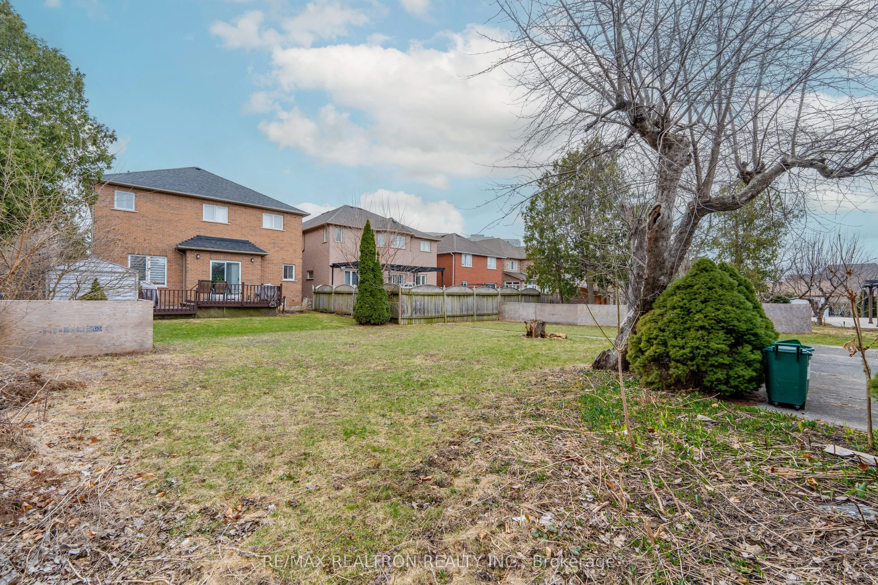 209 Crestwood Road