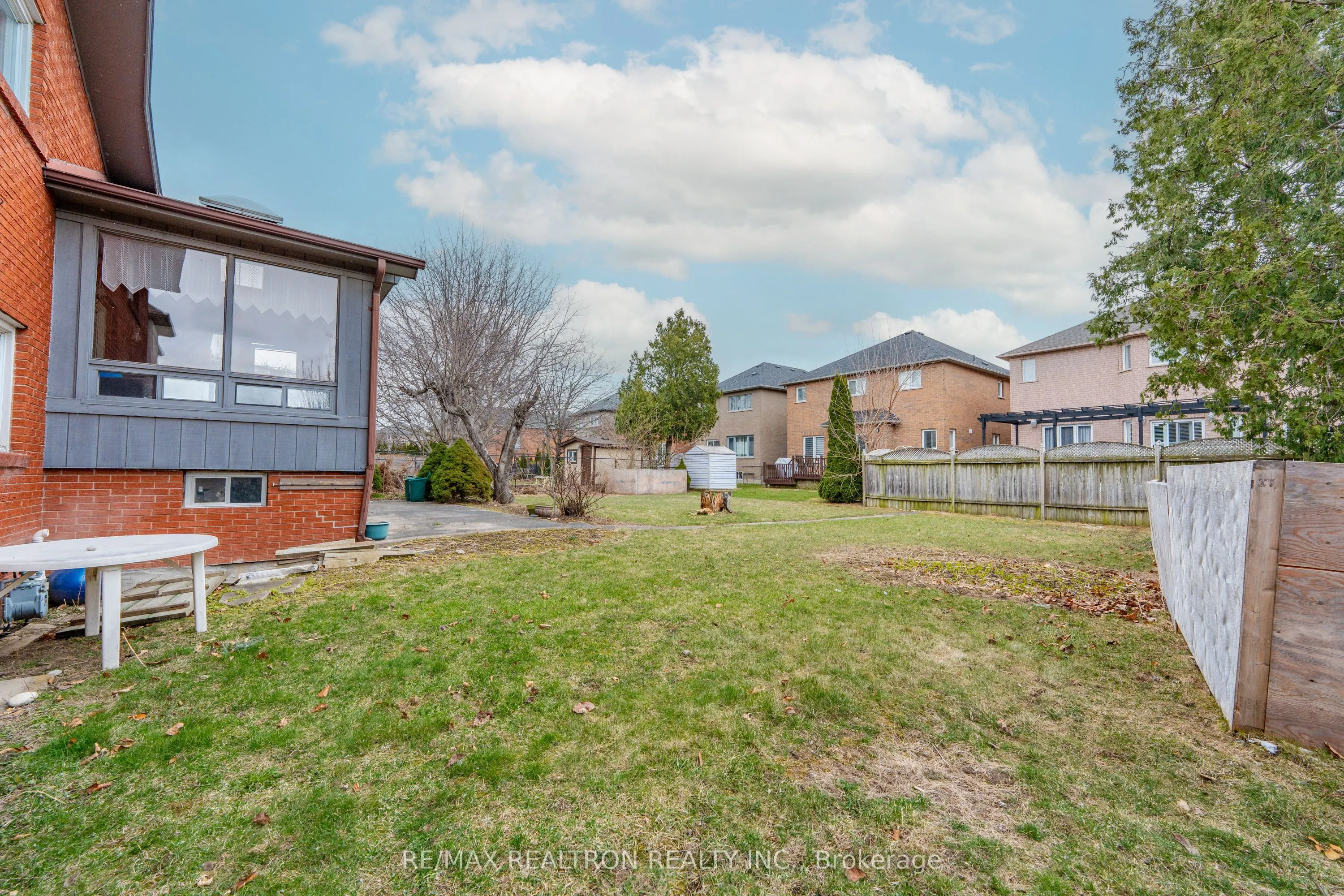 209 Crestwood Road
