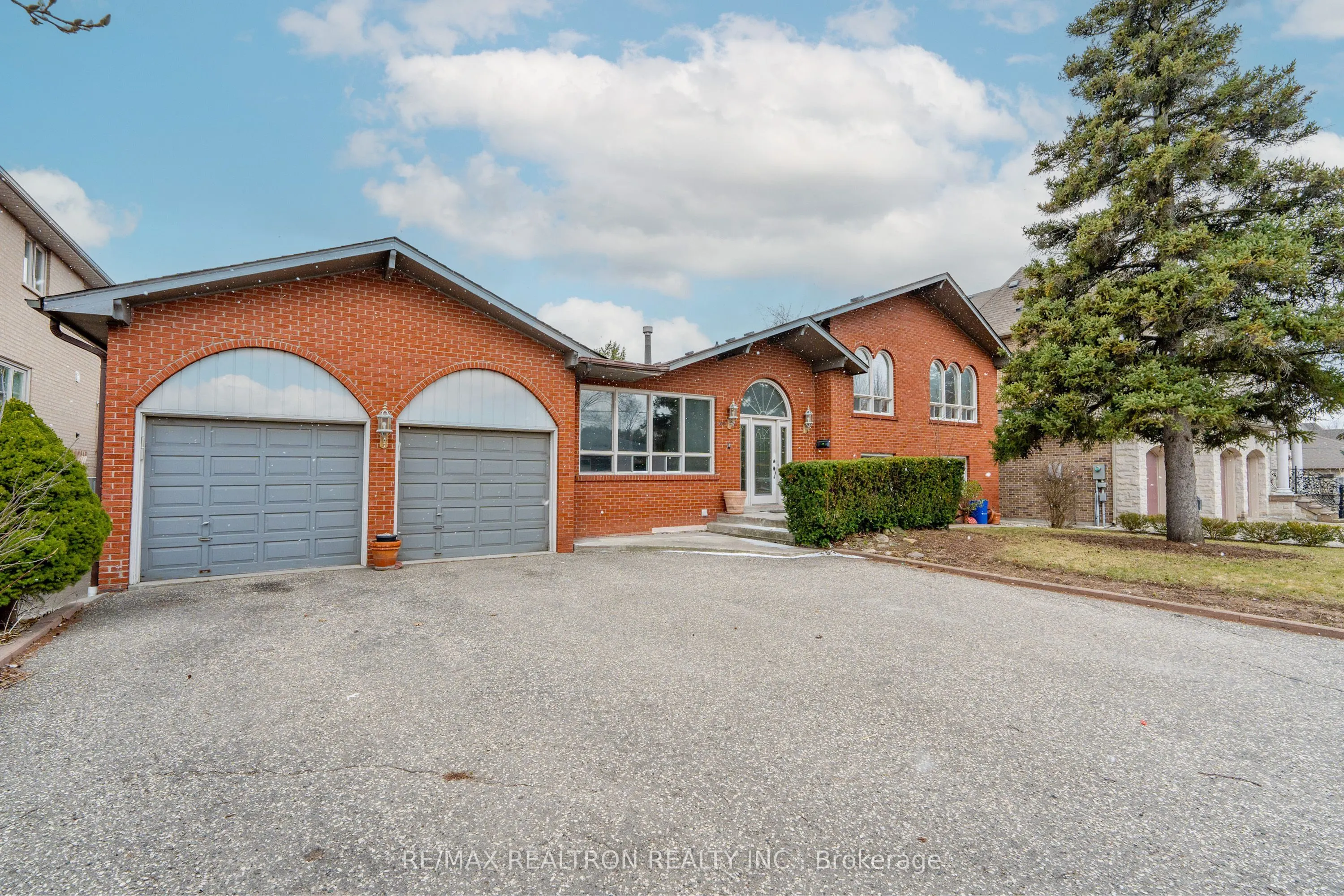 209 Crestwood Road