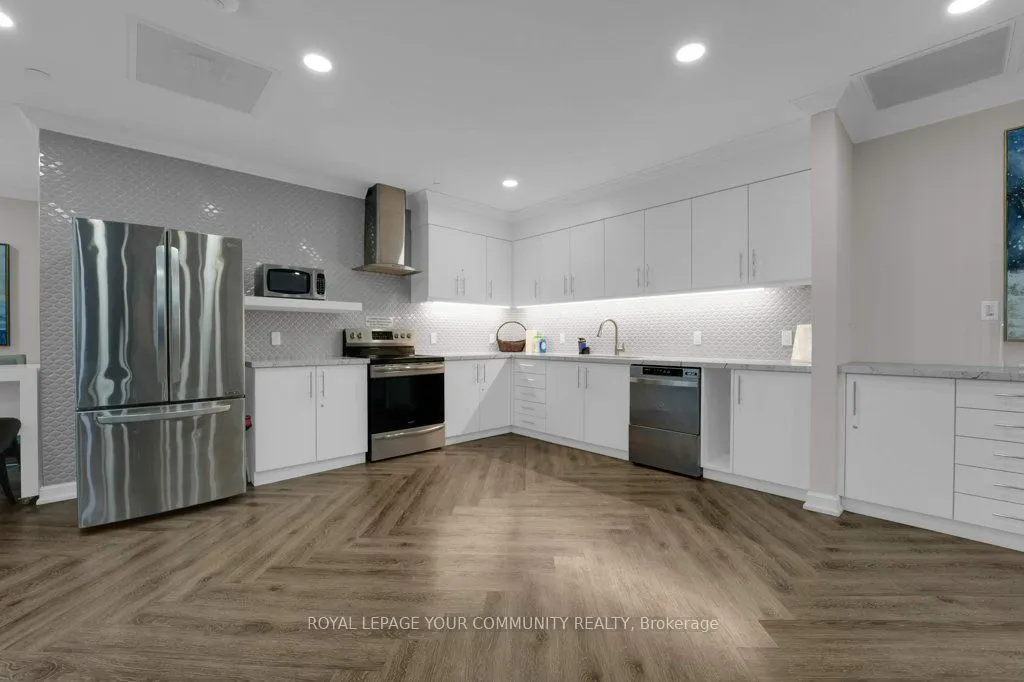 22 Clarissa Drive #1404