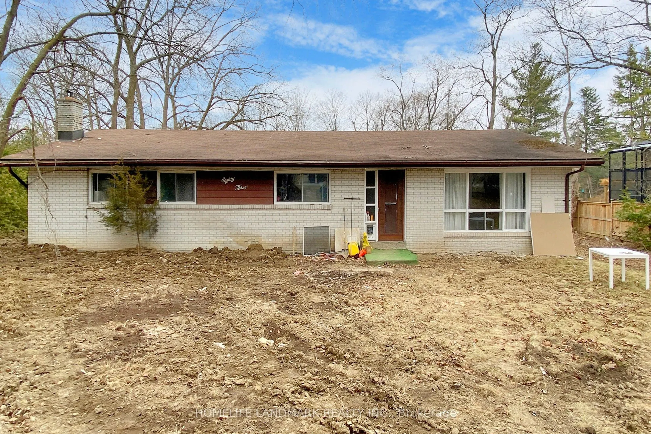 83 Sprucewood Drive
