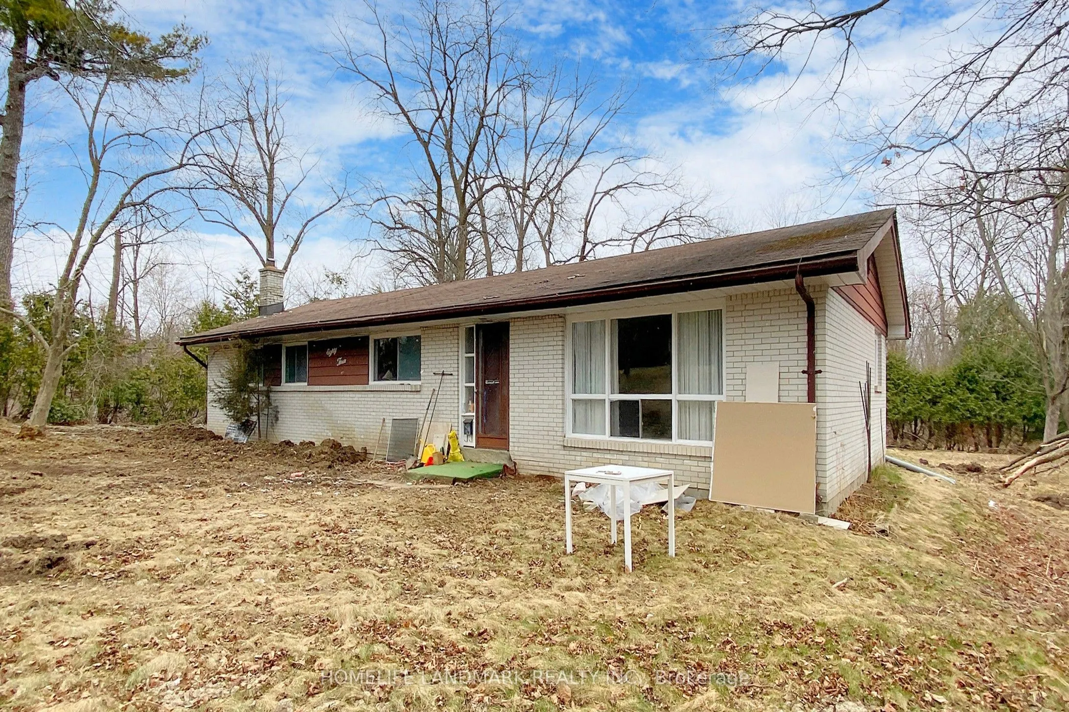 83 Sprucewood Drive
