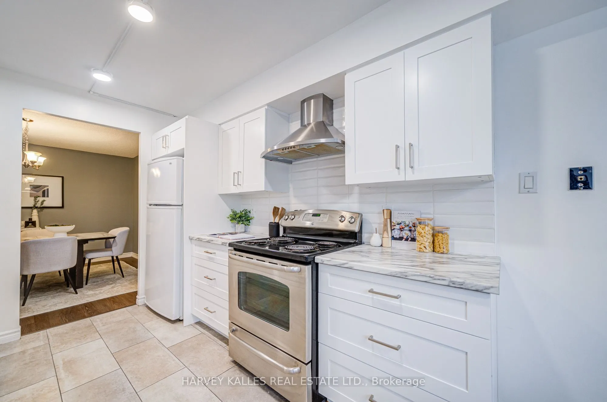 120 Promenade Circle #212