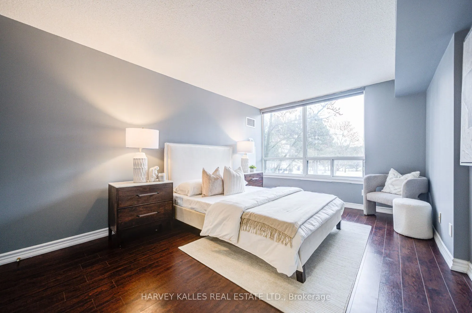 120 Promenade Circle #212