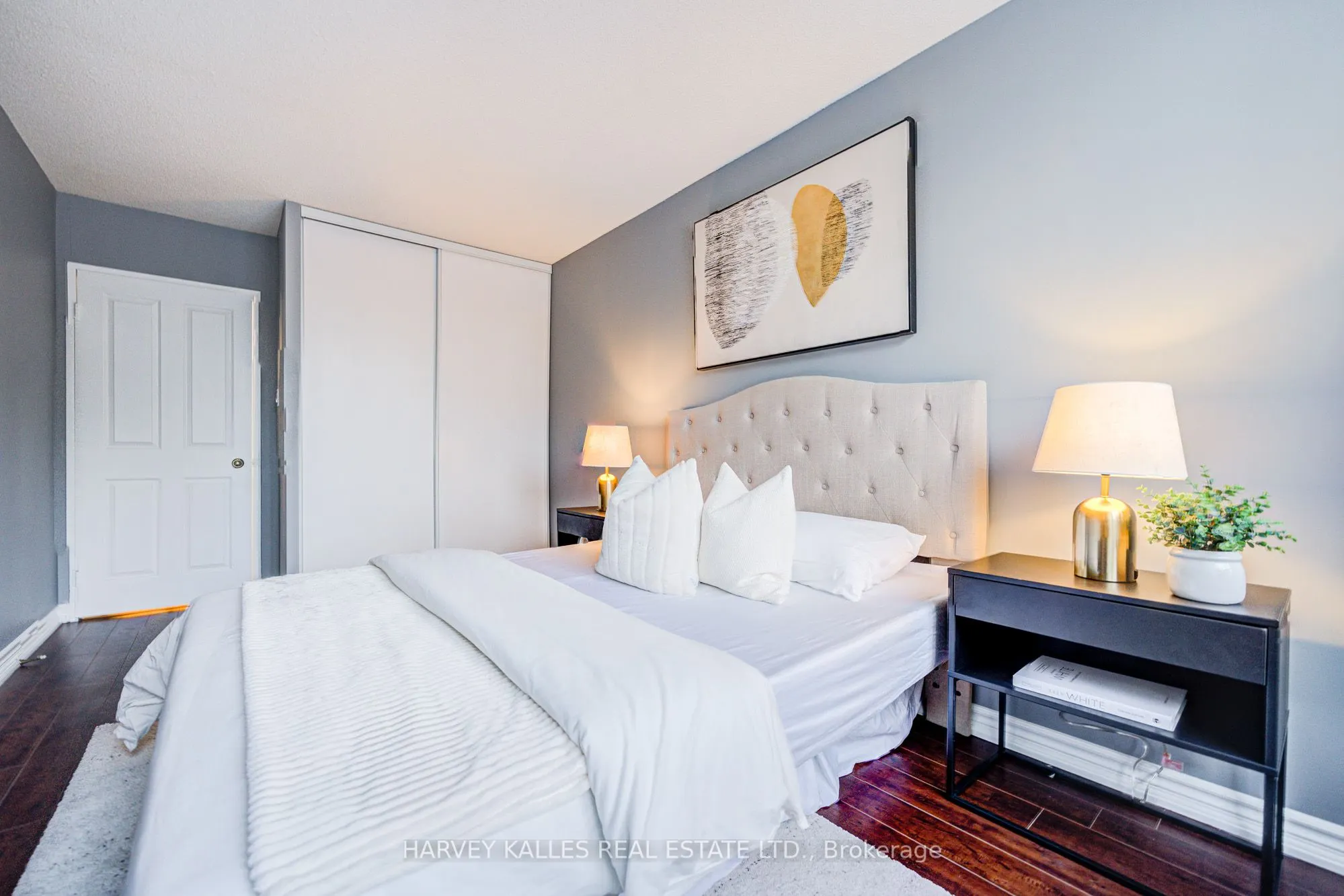 120 Promenade Circle #212