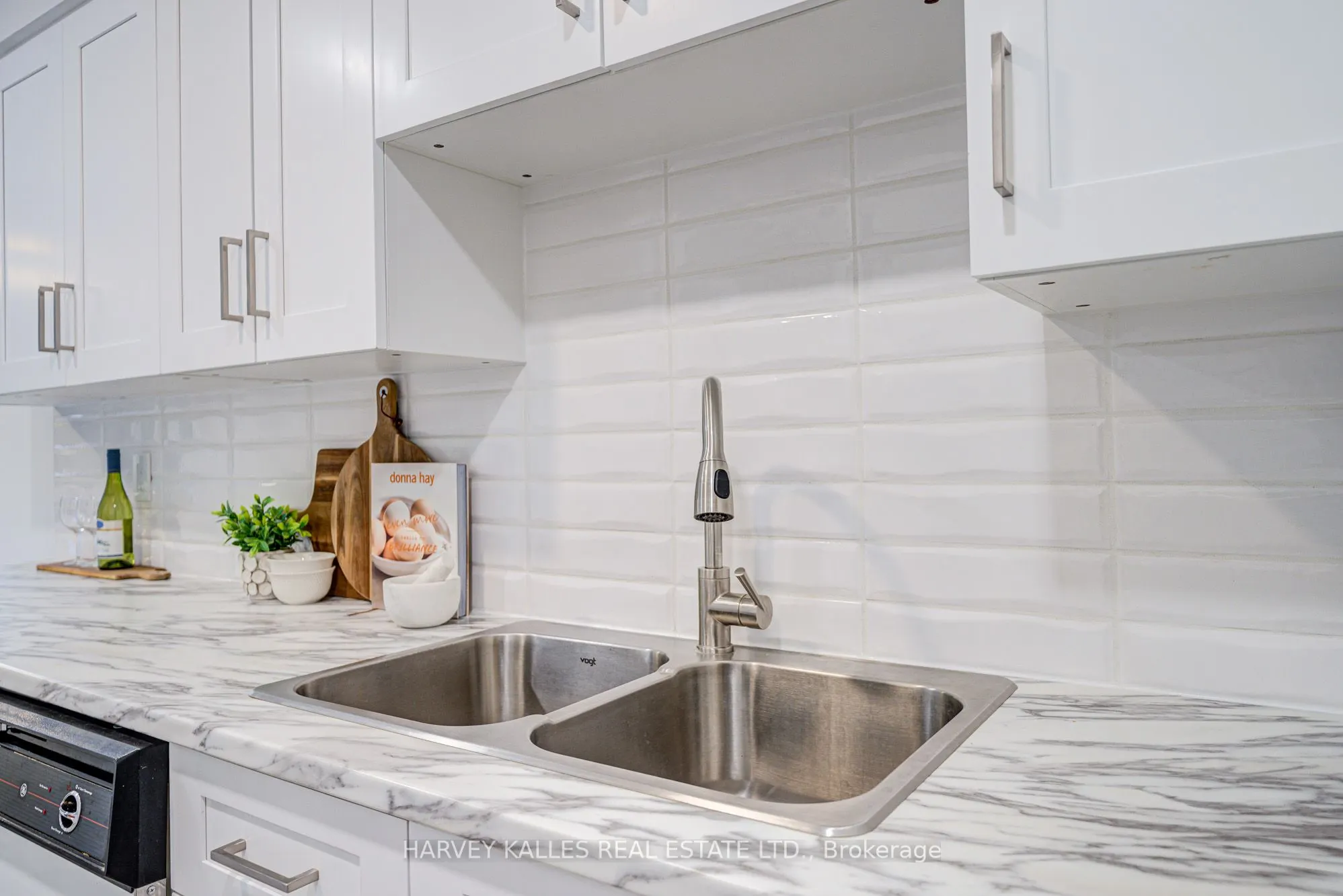 120 Promenade Circle #212
