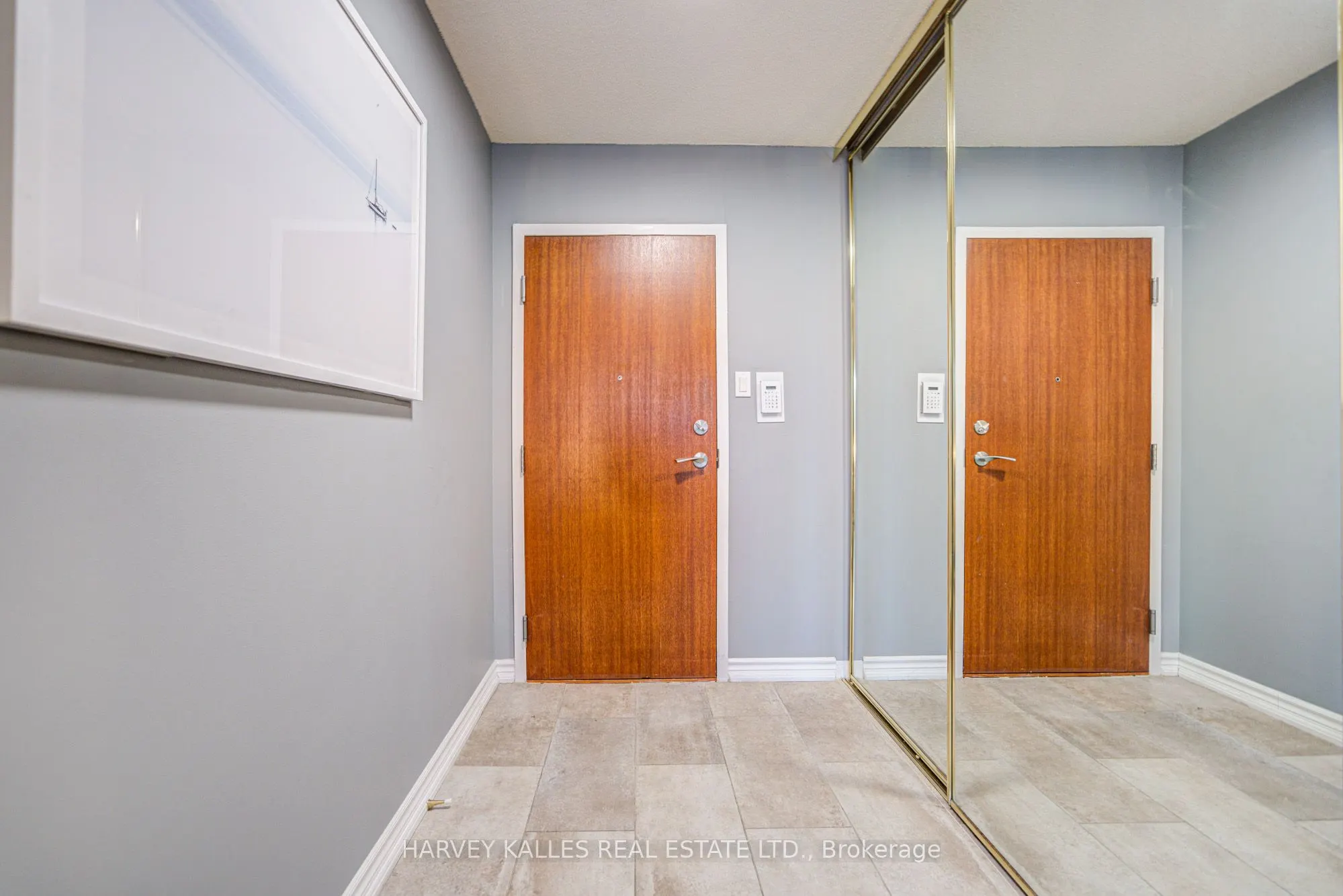 120 Promenade Circle #212