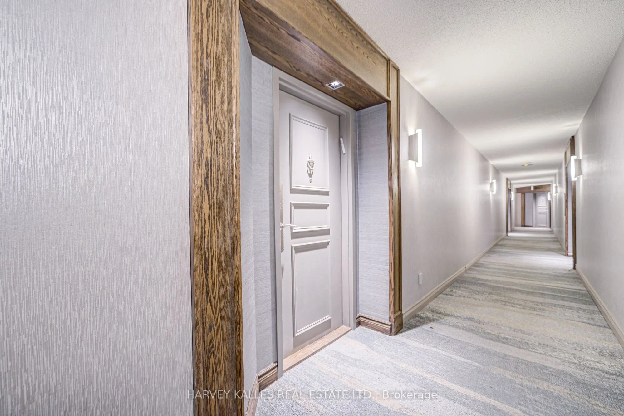 120 Promenade Circle #212