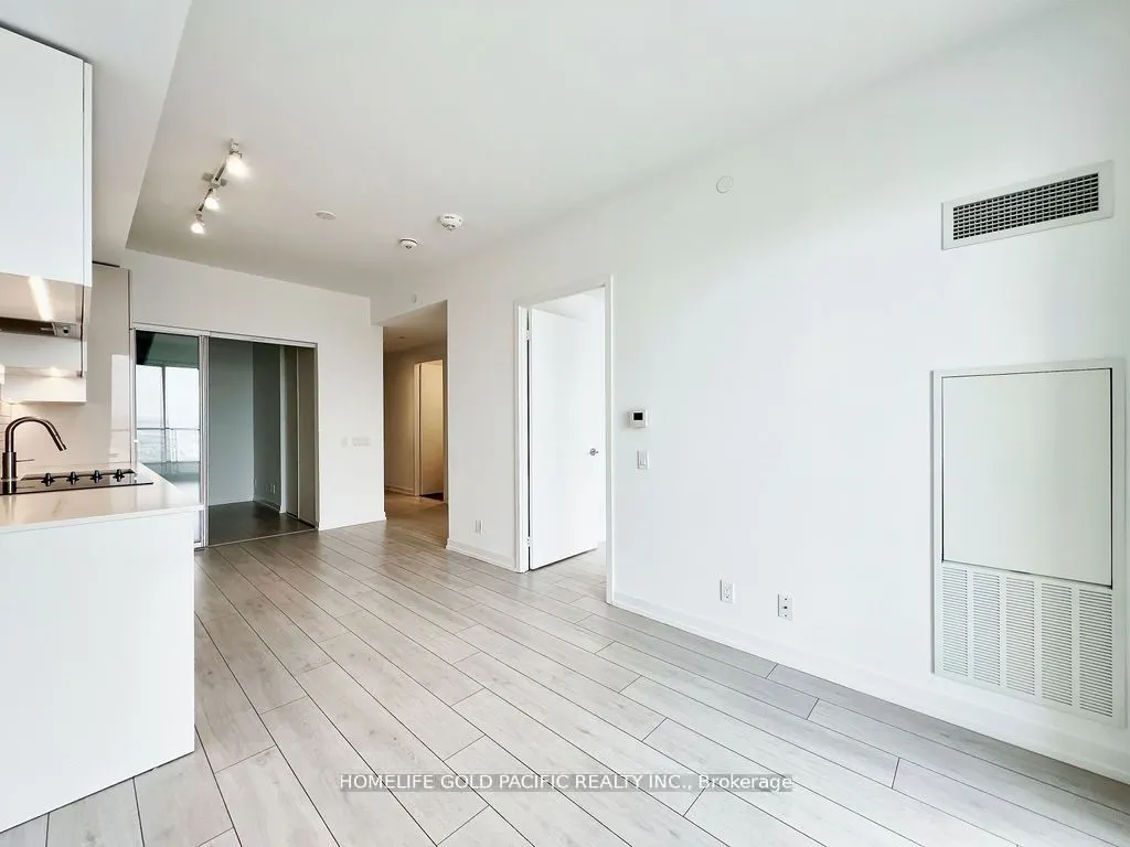 950 Portage Parkway #3715