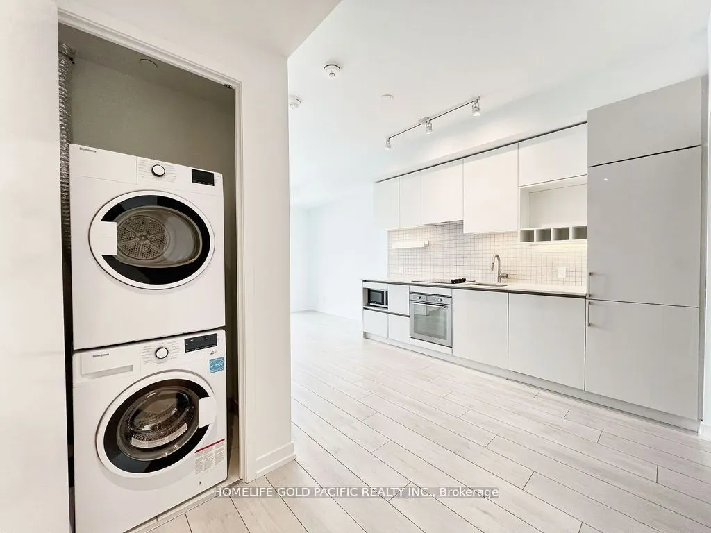 950 Portage Parkway #3715