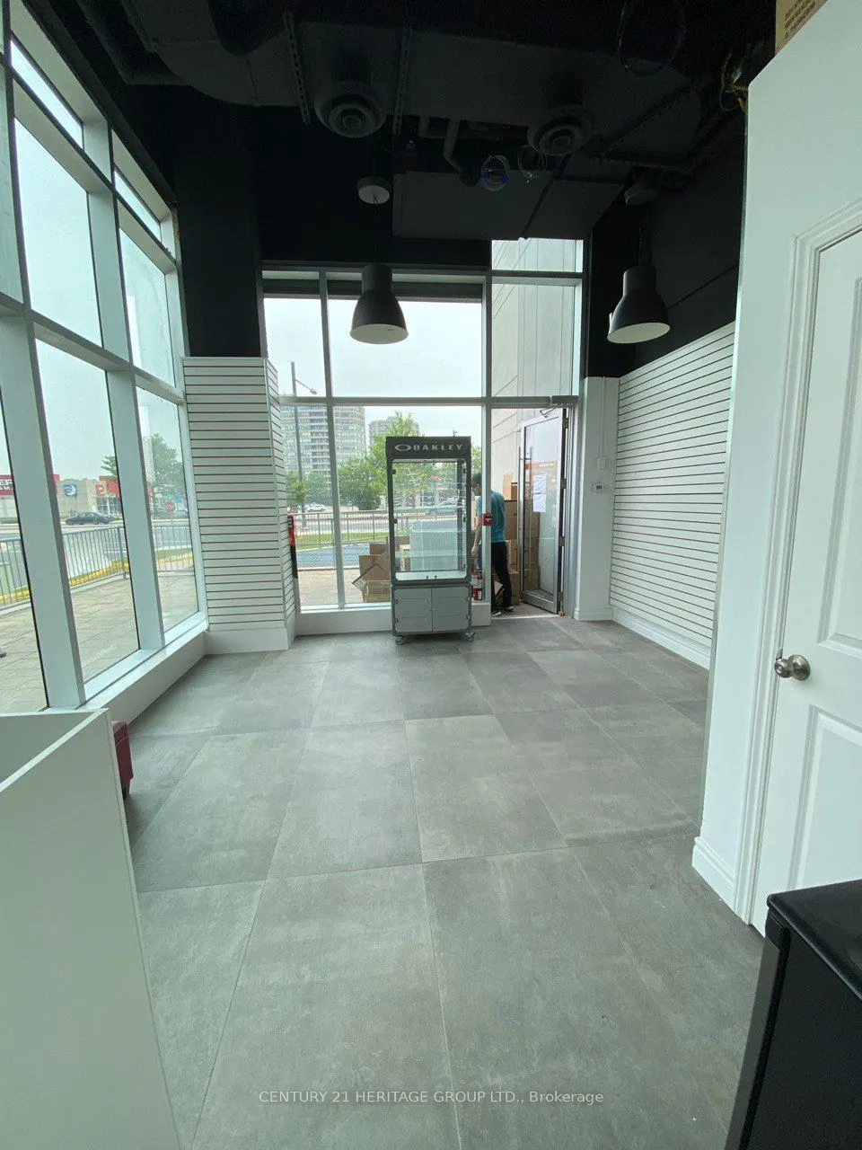 9610 Yonge Street, #A4