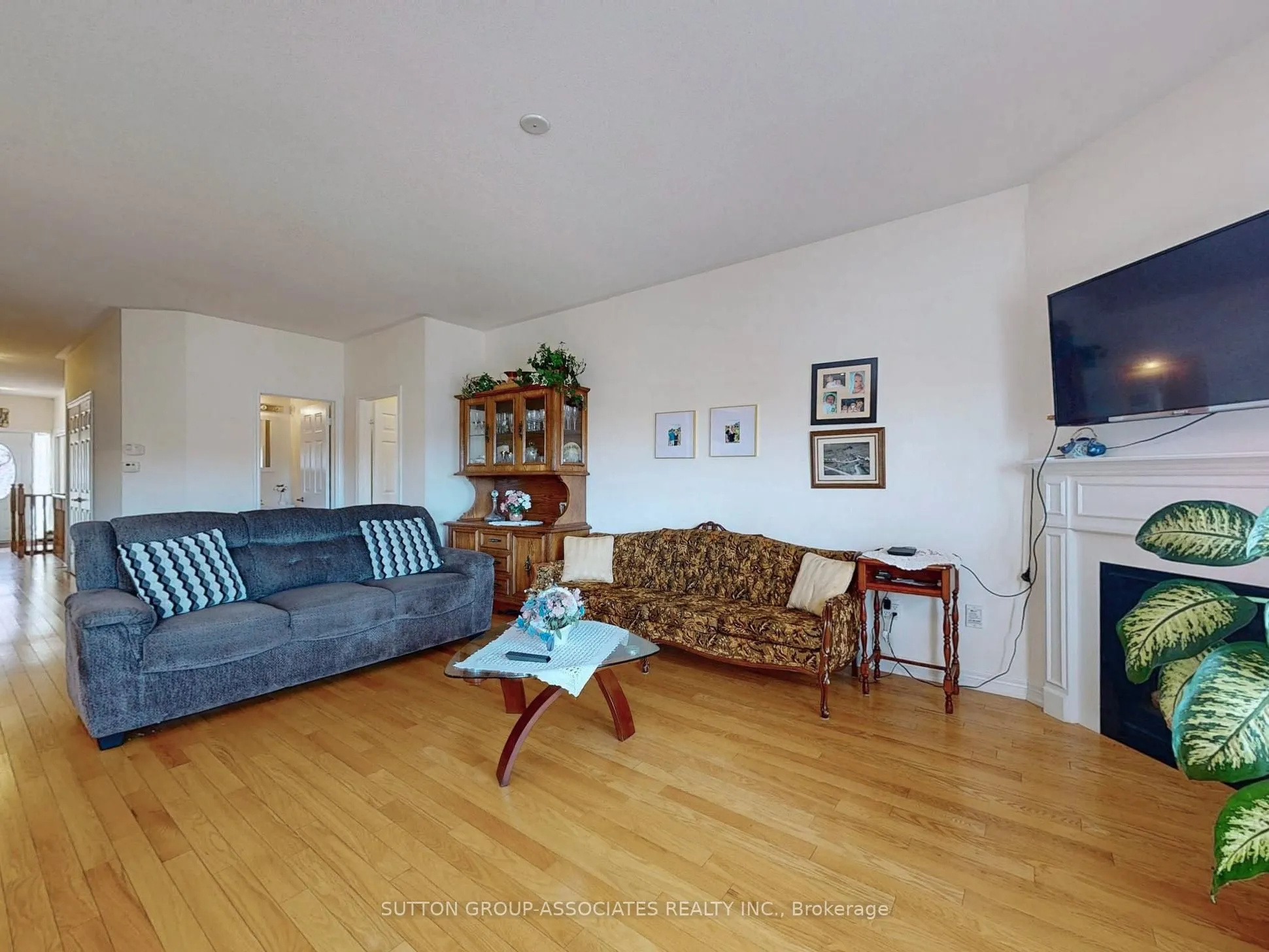 144 Shephard Avenue