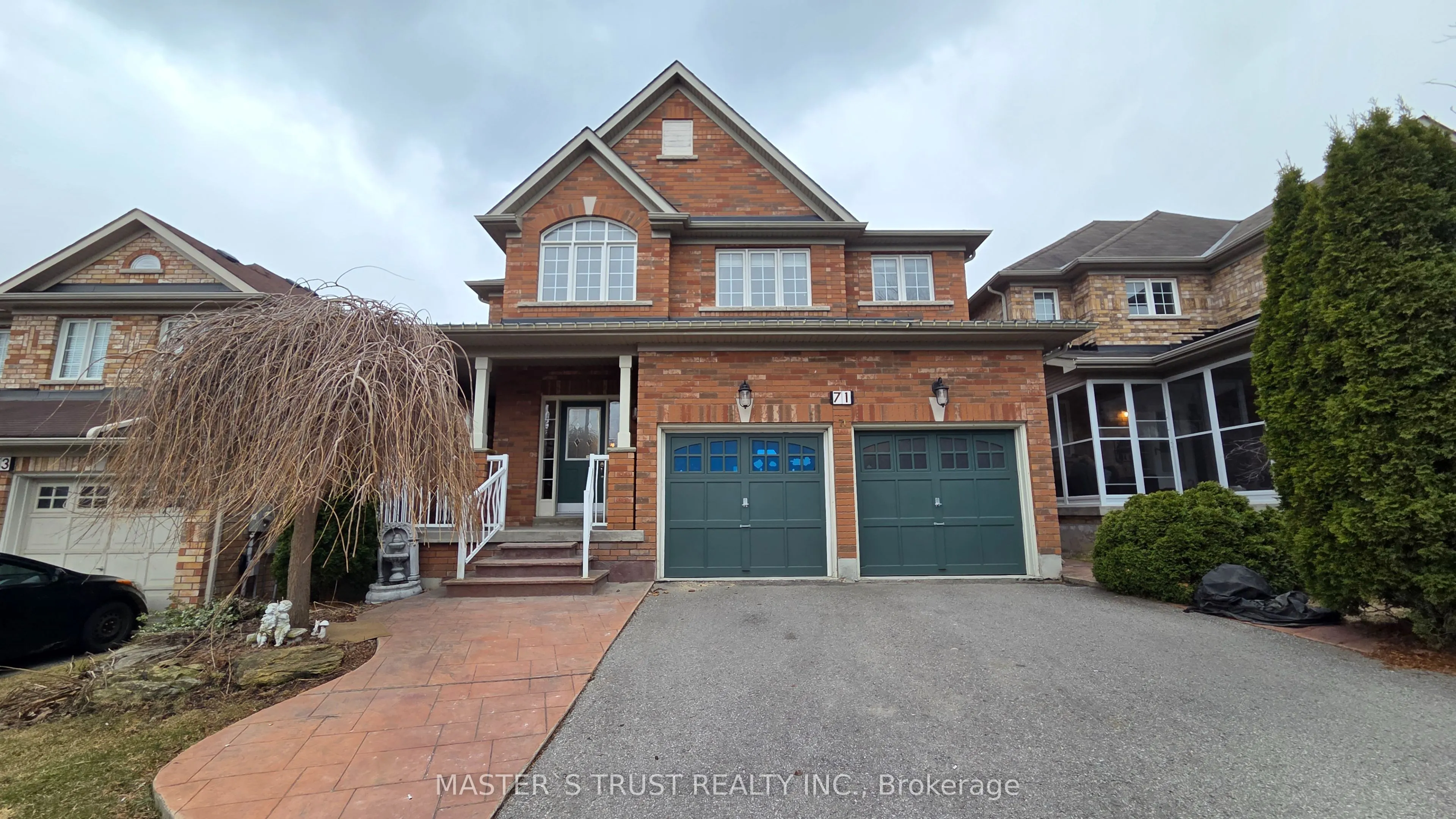 71 Reddenhurst Crescent