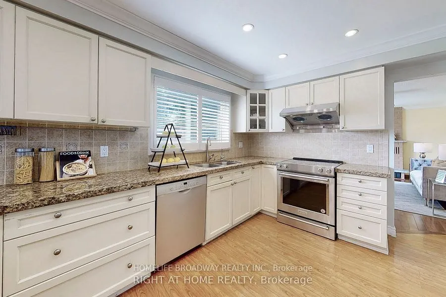 9 Trillium Drive