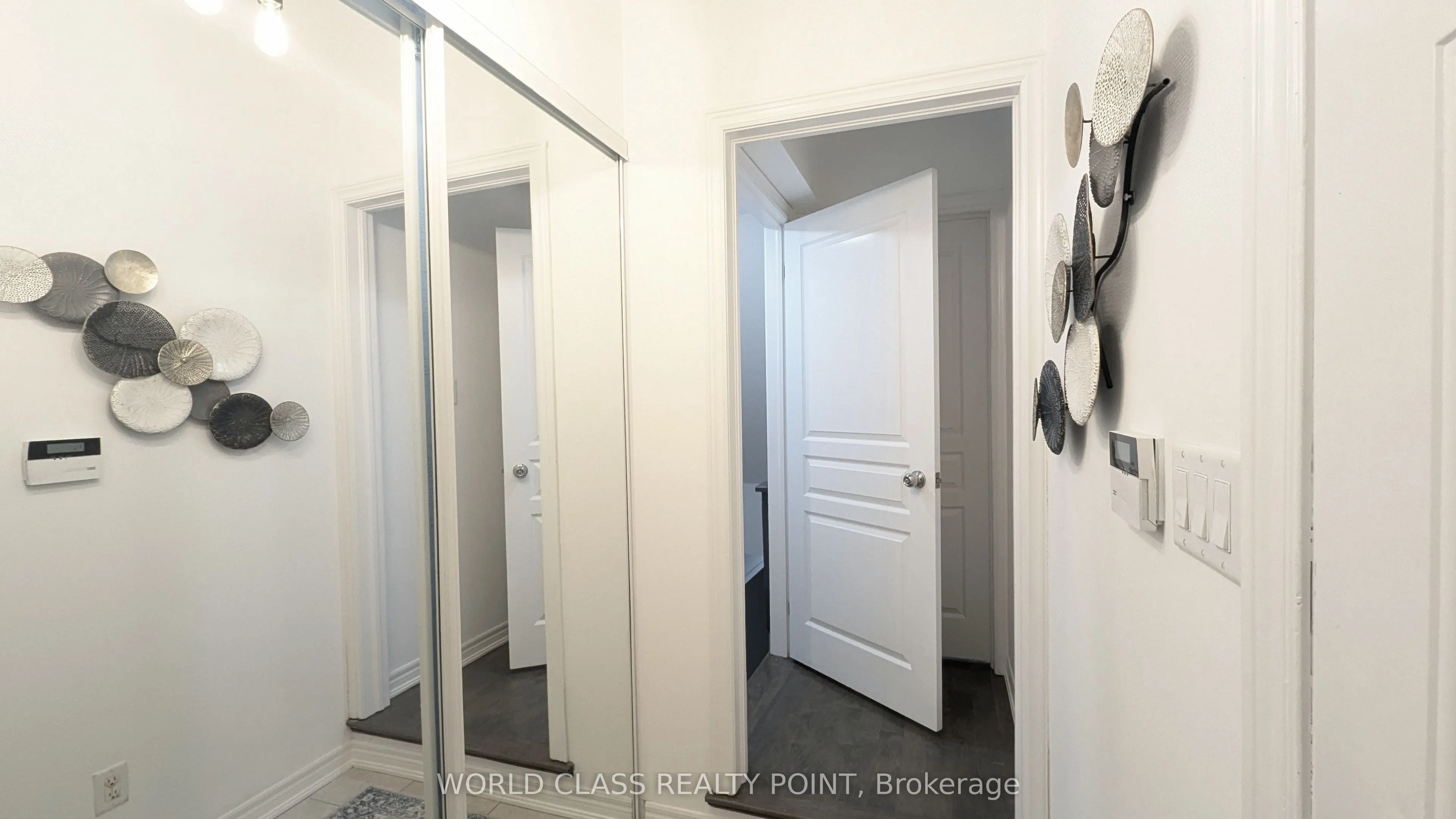 17B Brower Avenue, #BASEMENT