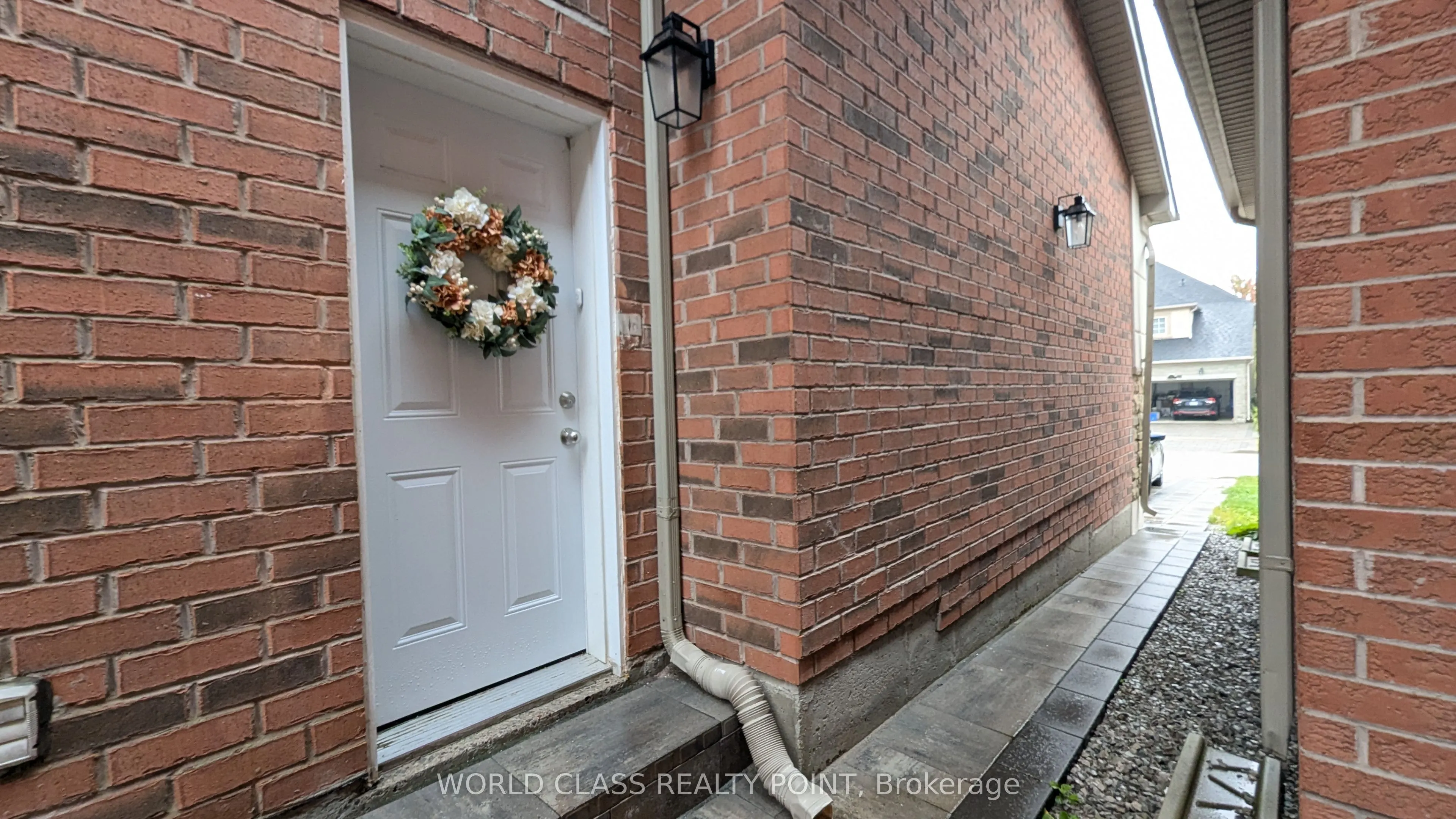 17B Brower Avenue, #BASEMENT