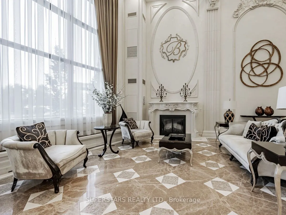 9245 Jane Street, #1414