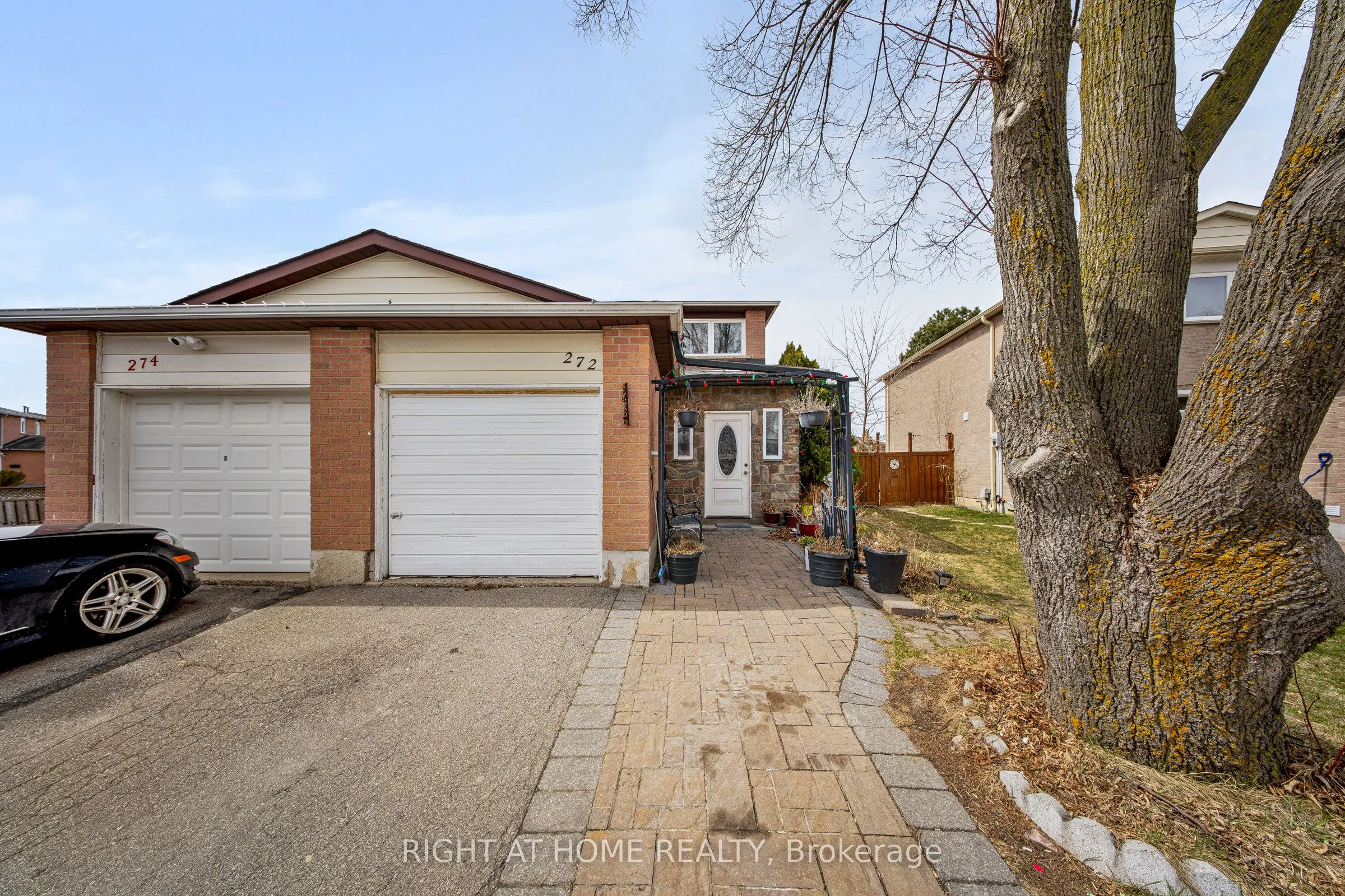 272 Aberdeen Avenue