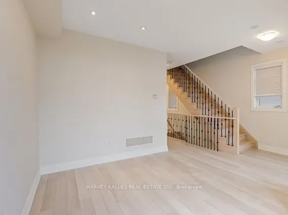 74 Salterton Circle