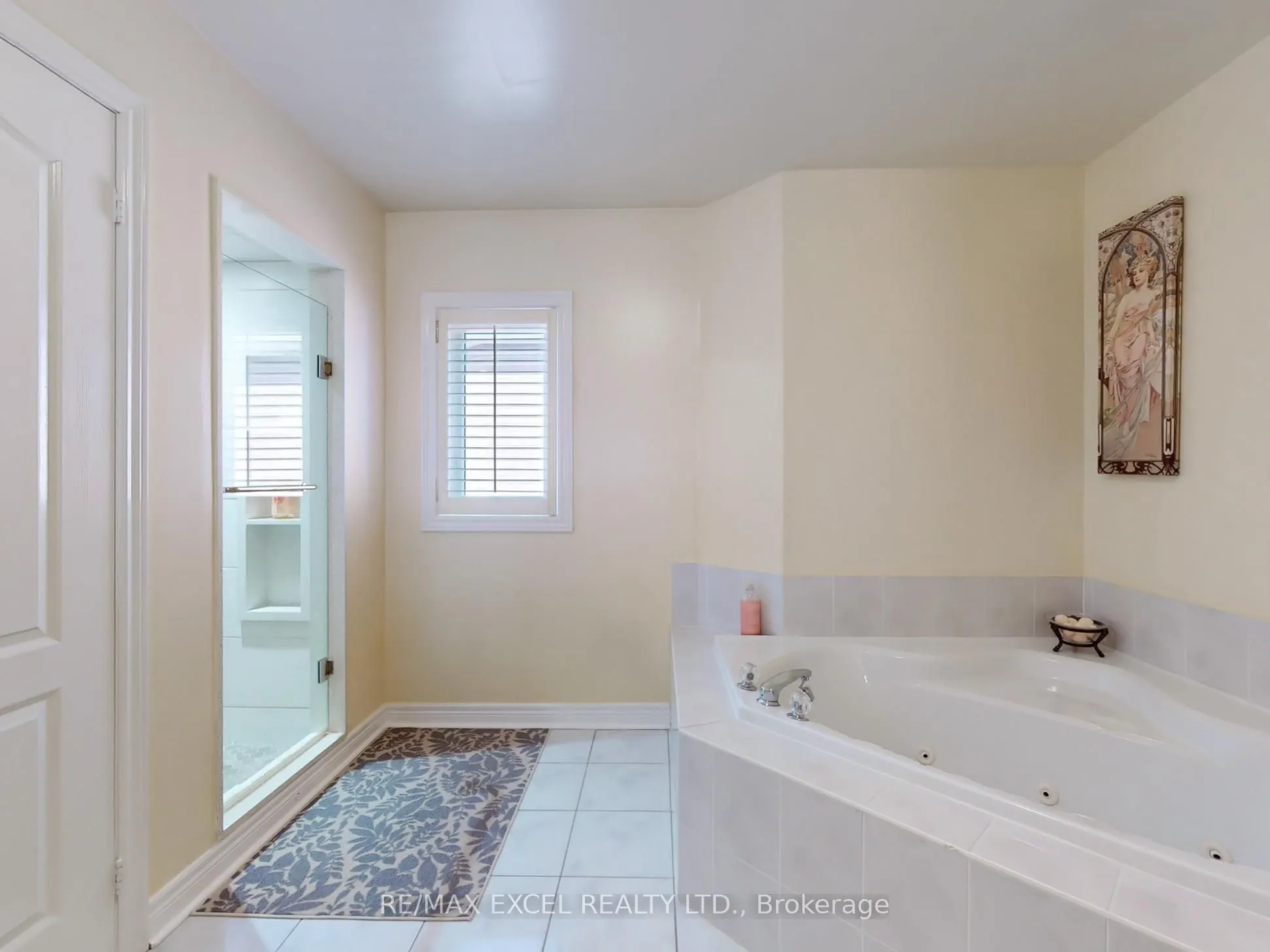78 Shaftsbury Avenue
