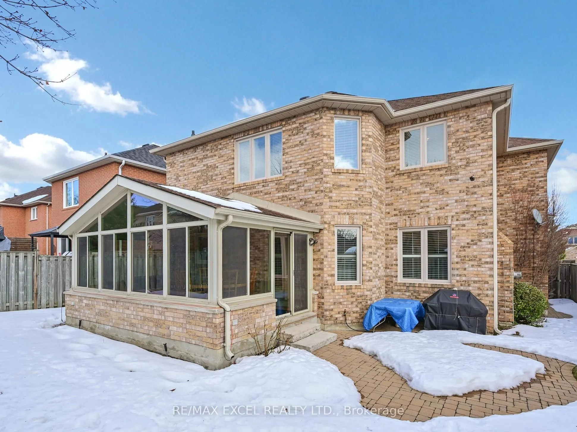 78 Shaftsbury Avenue