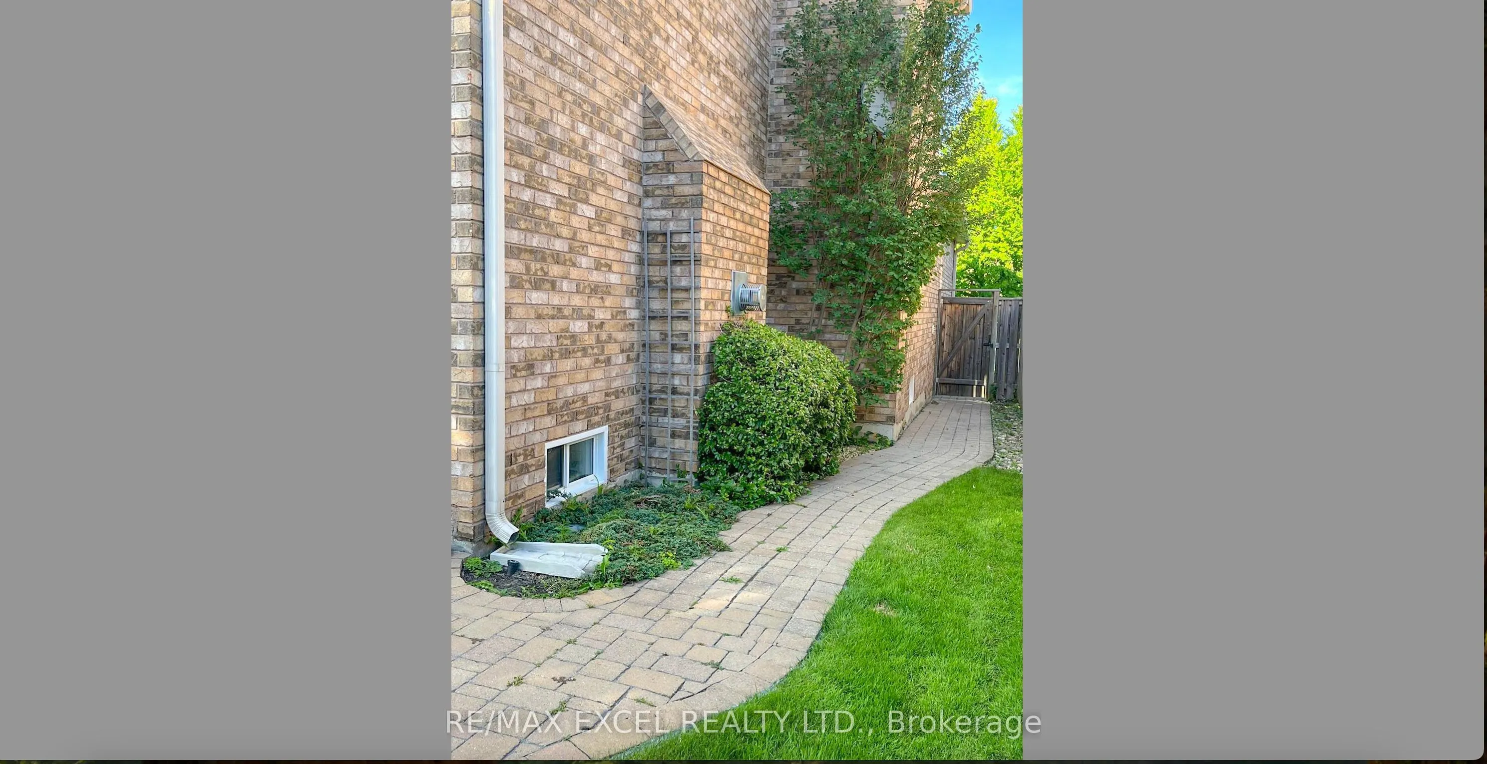 78 Shaftsbury Avenue