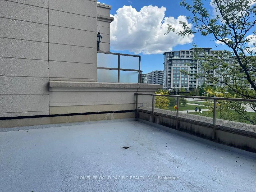 37 Galleria Parkway, #207