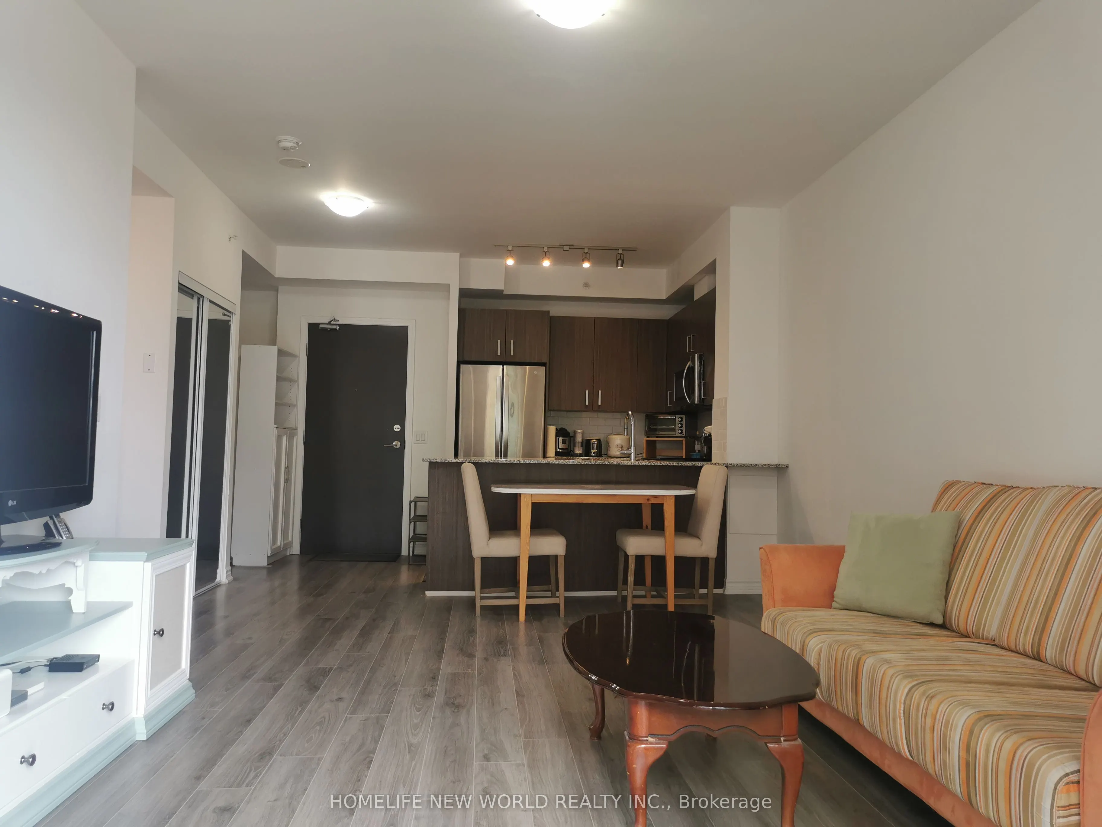 11611 Yonge St Street, #232