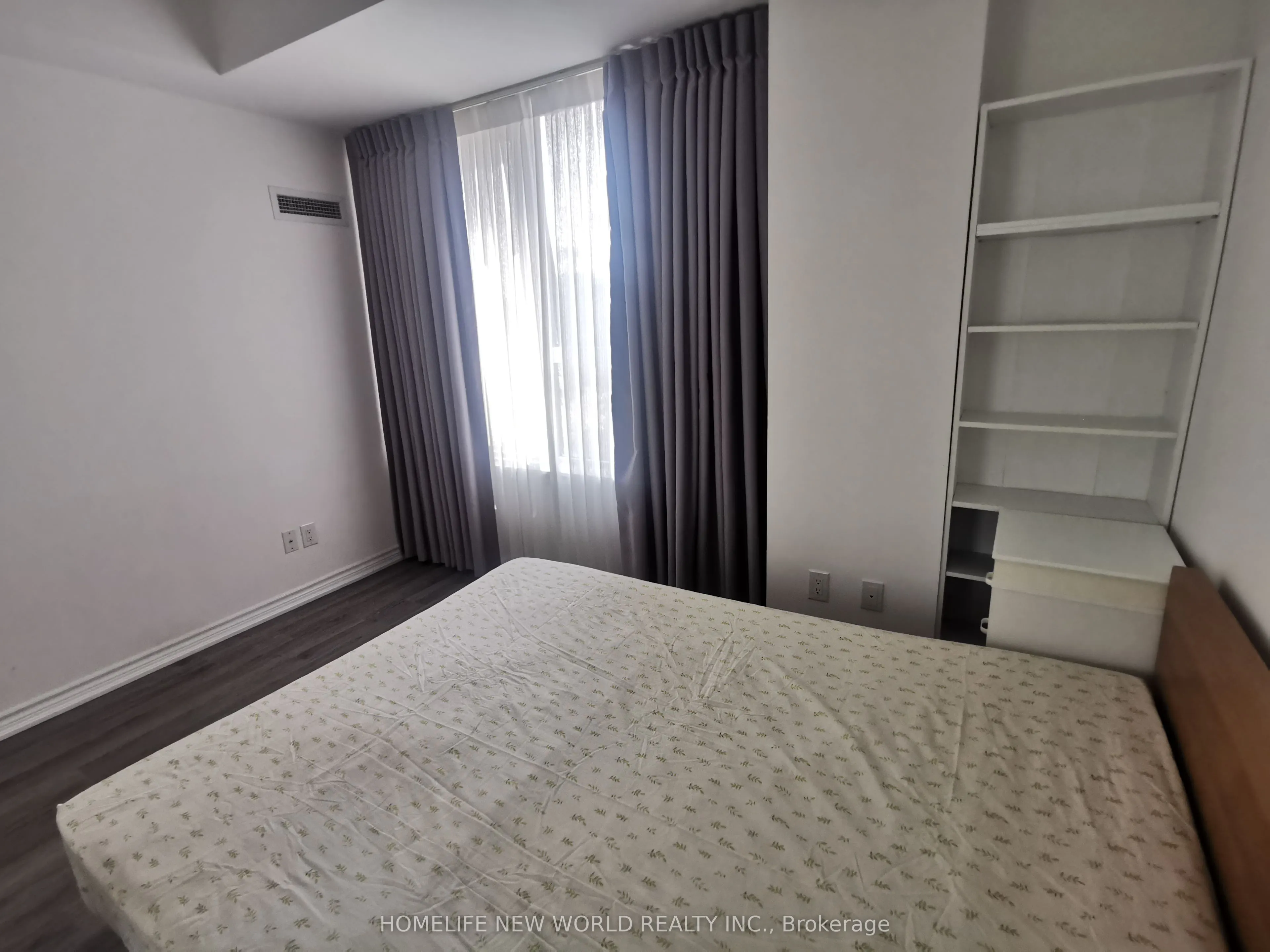 11611 Yonge St Street, #232