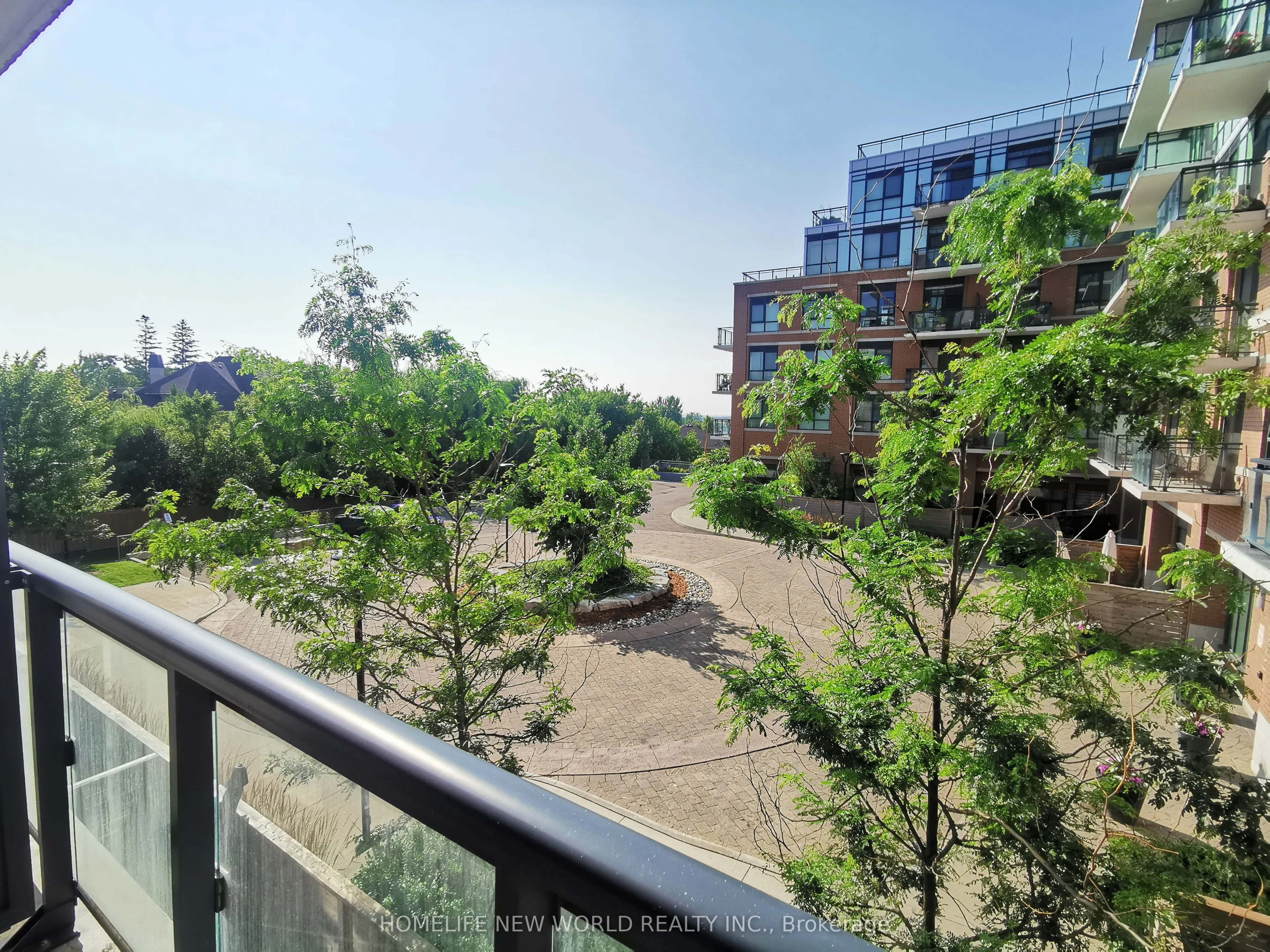 11611 Yonge St Street, #232
