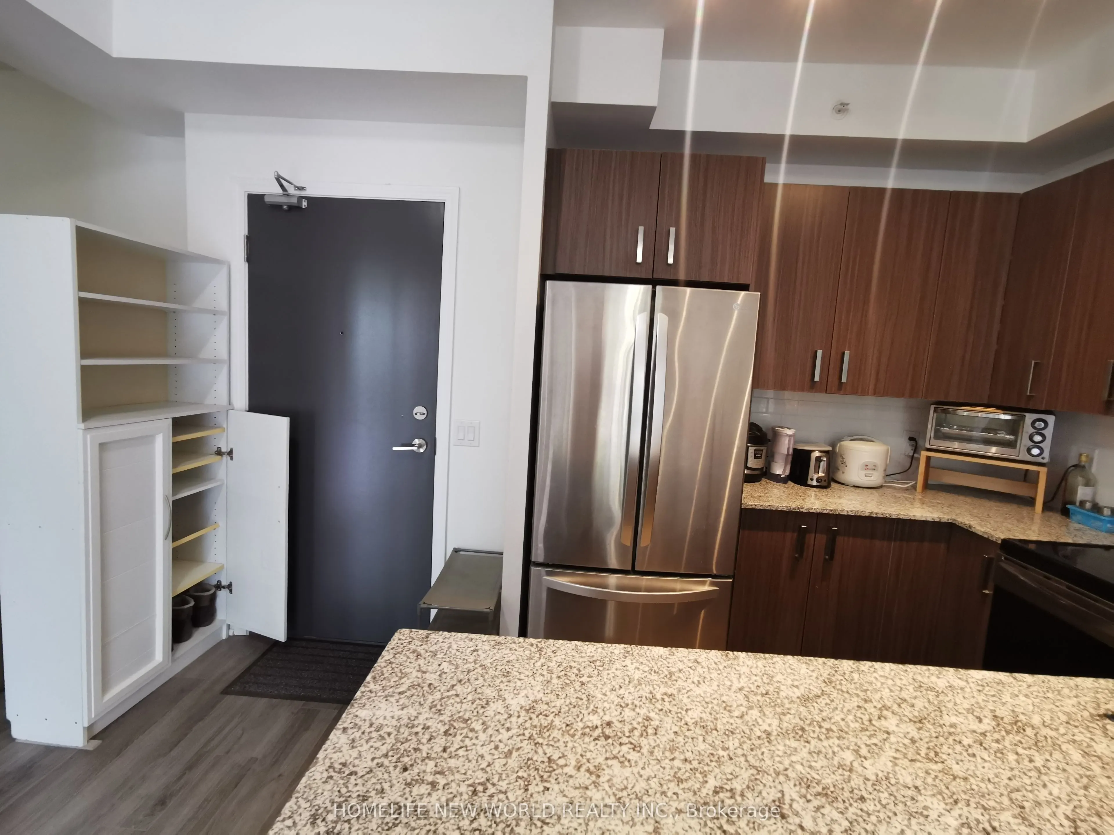 11611 Yonge St Street, #232