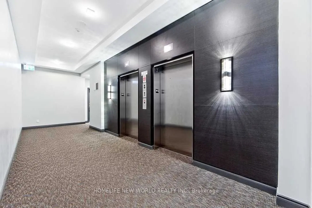 11611 Yonge St Street, #232