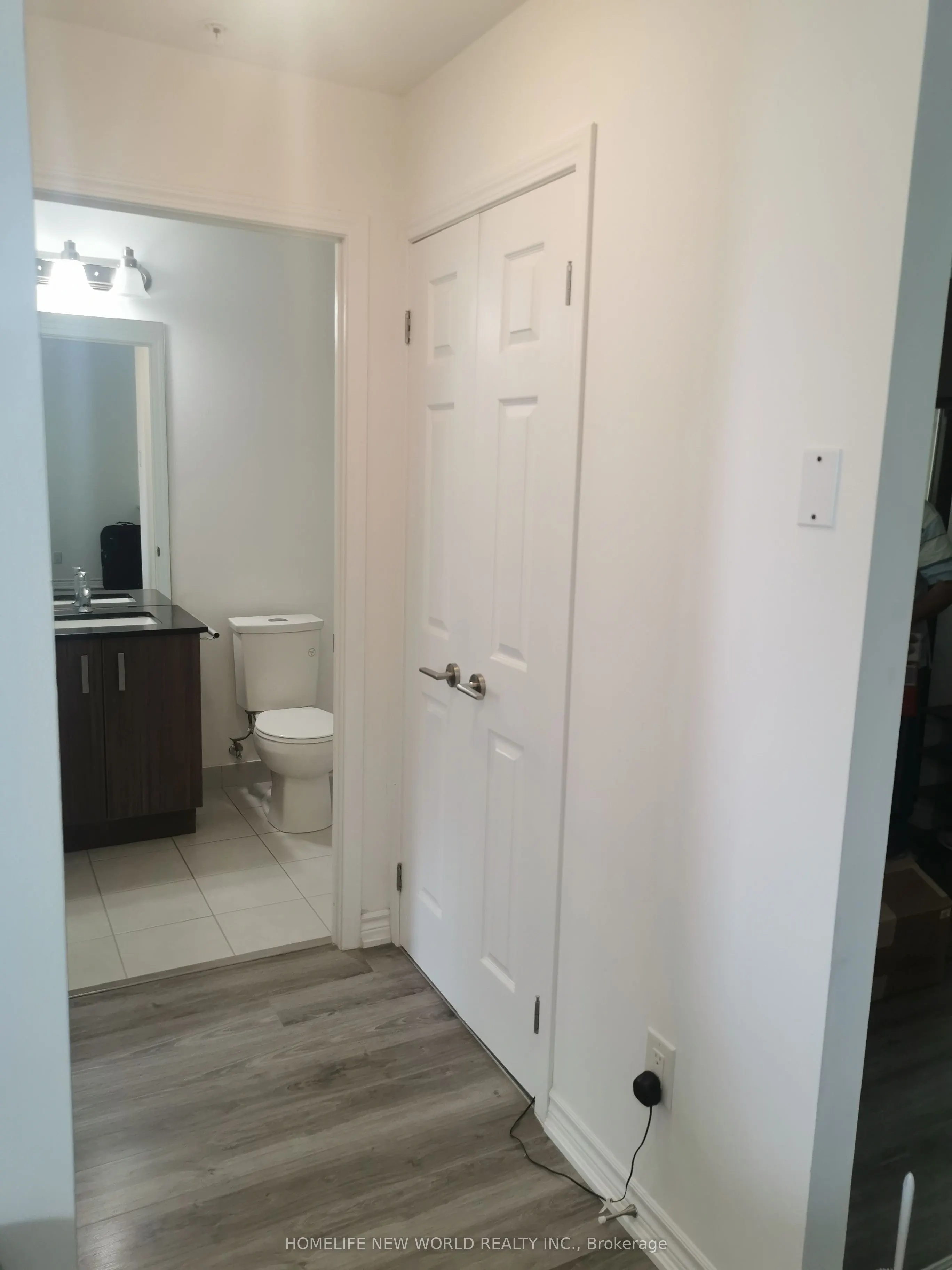 11611 Yonge St Street, #232