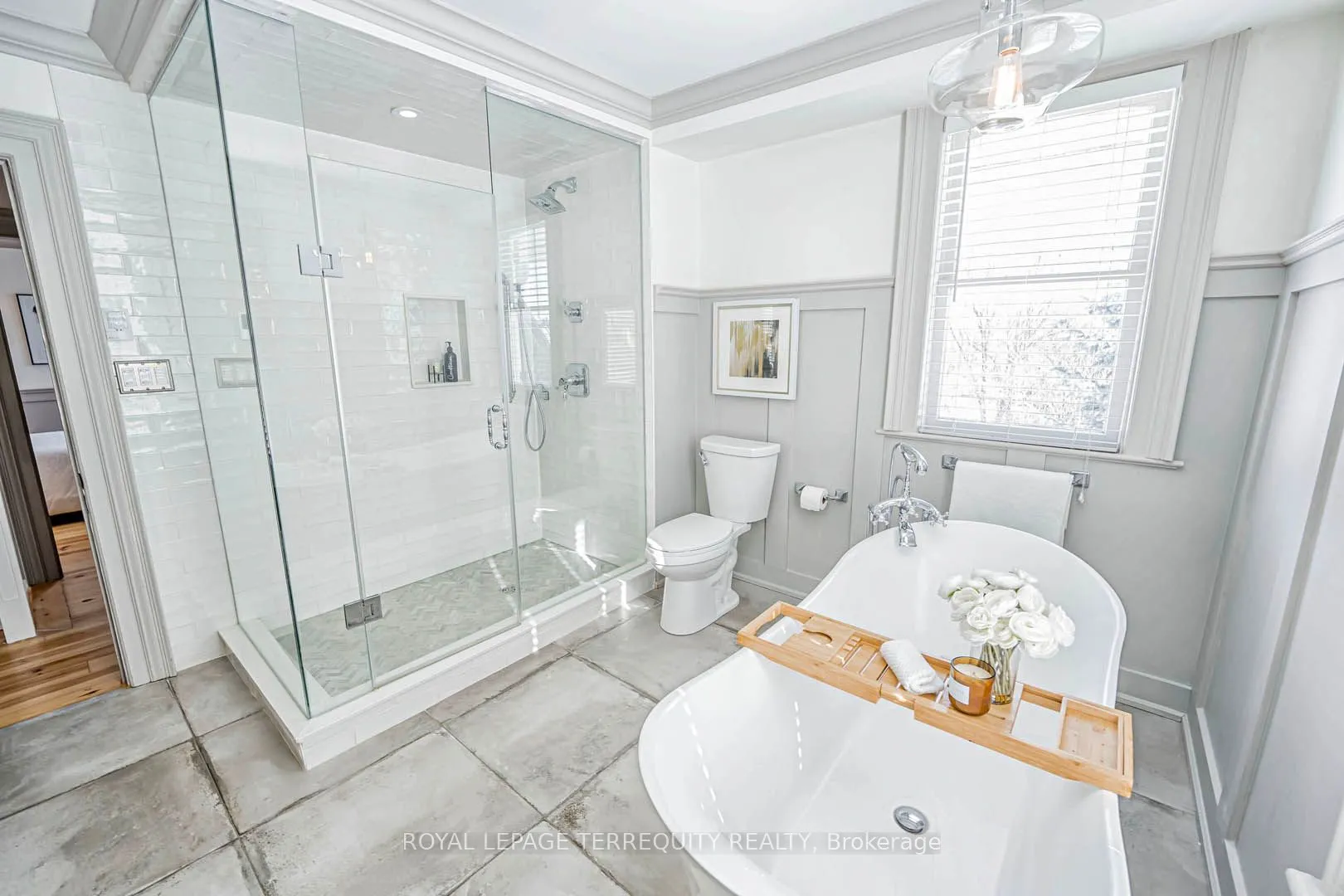6 Aileen Lewis Court